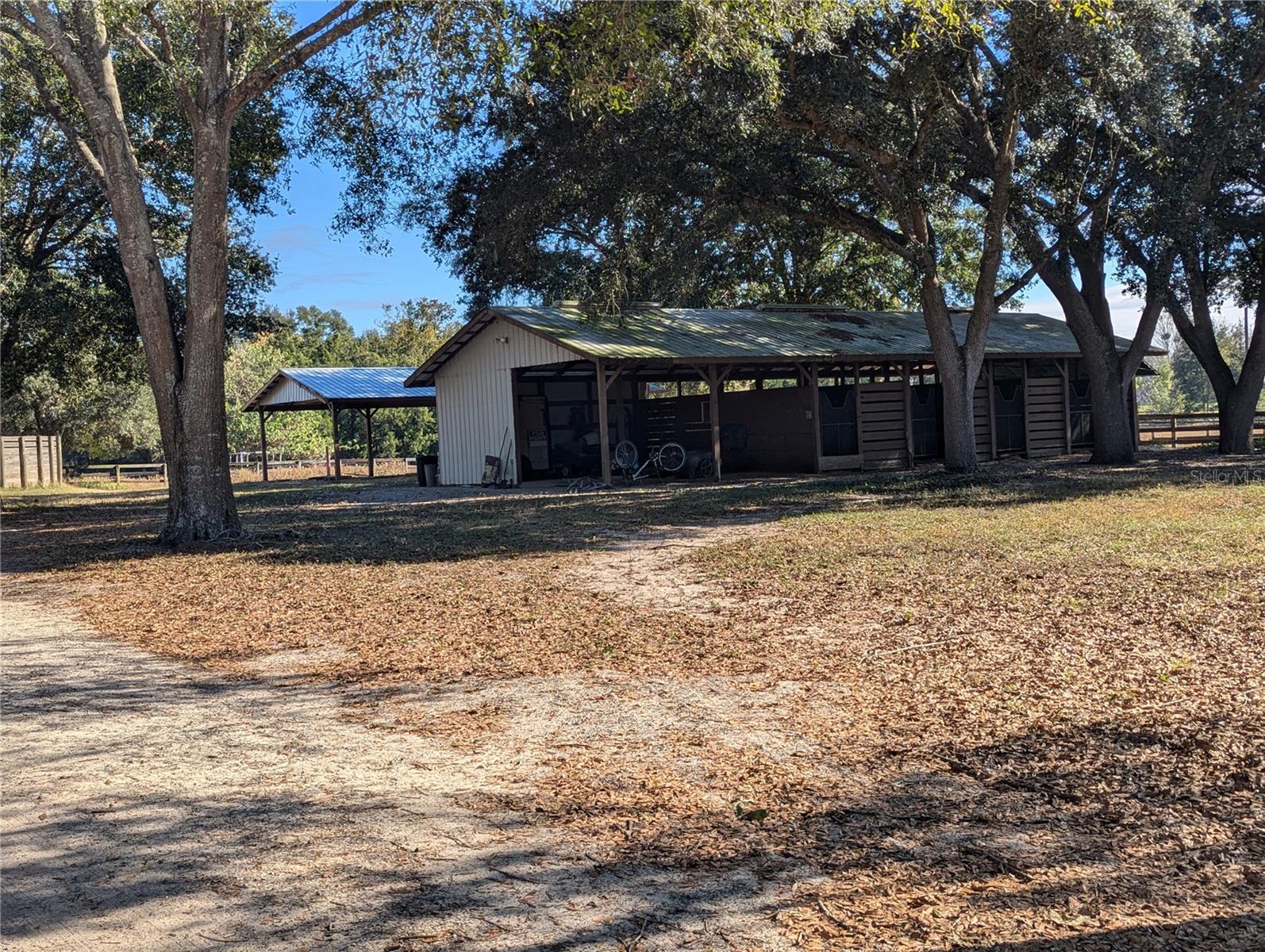 8425 NE 33RD COURT