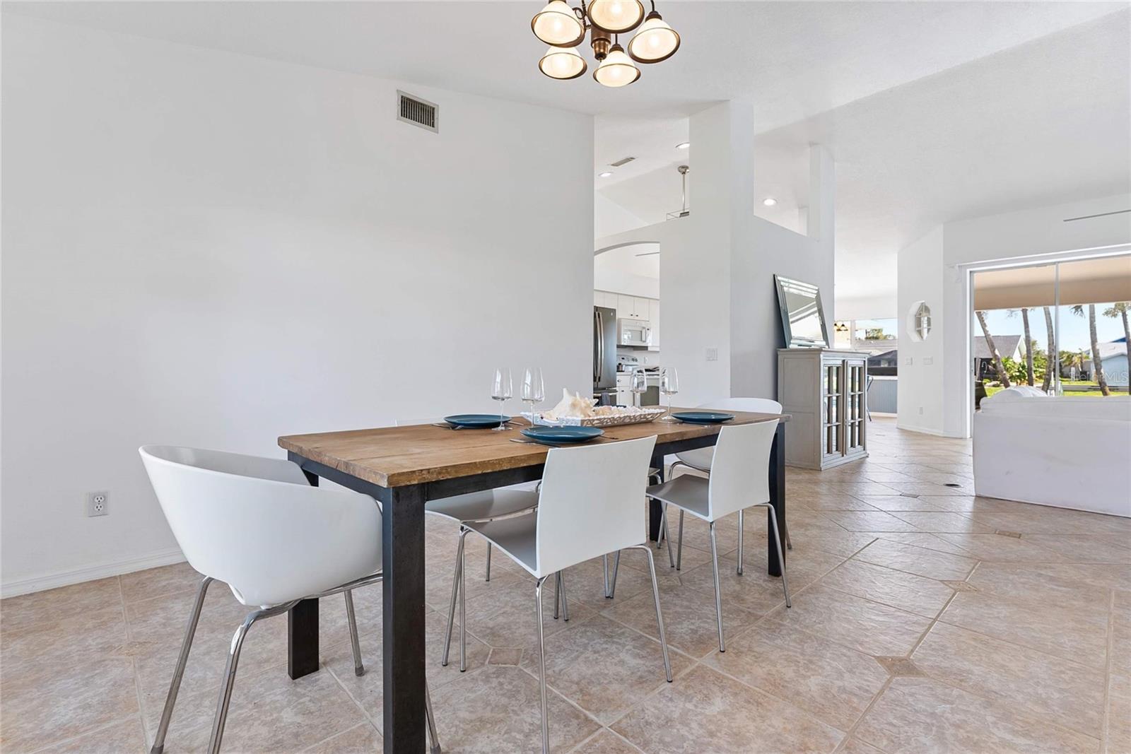 PORT CHARLOTTE SEC 081 - Residential Lease