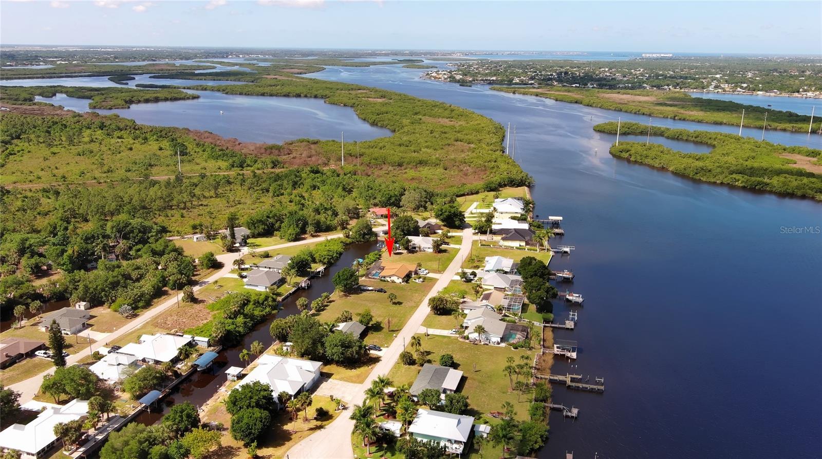 PALM SHORES - Land