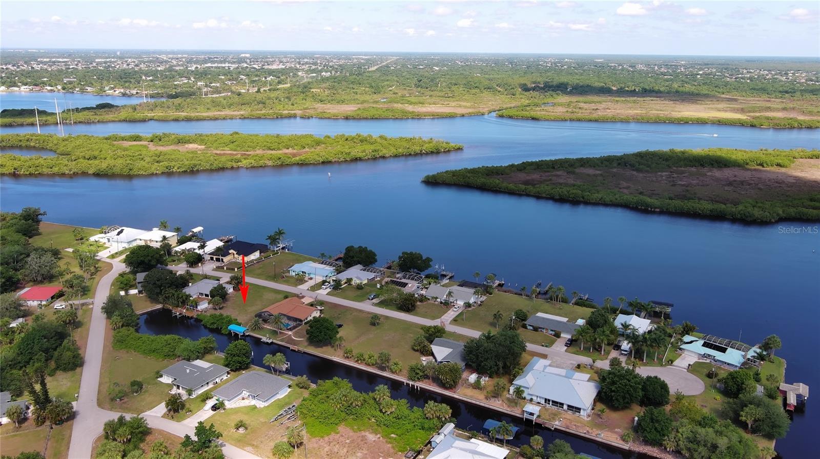 PALM SHORES - Land