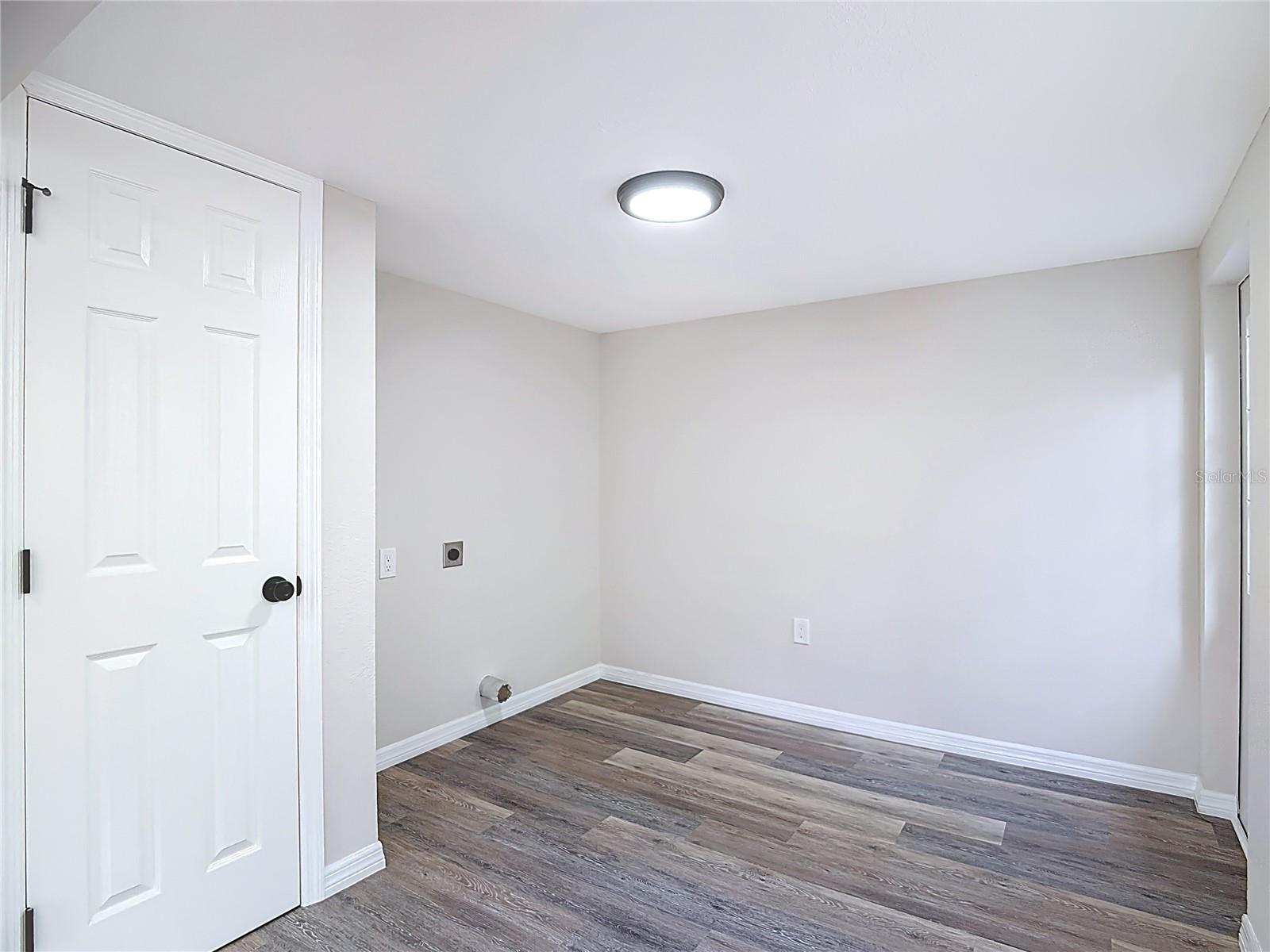 COUNTRY HAVEN - Residential