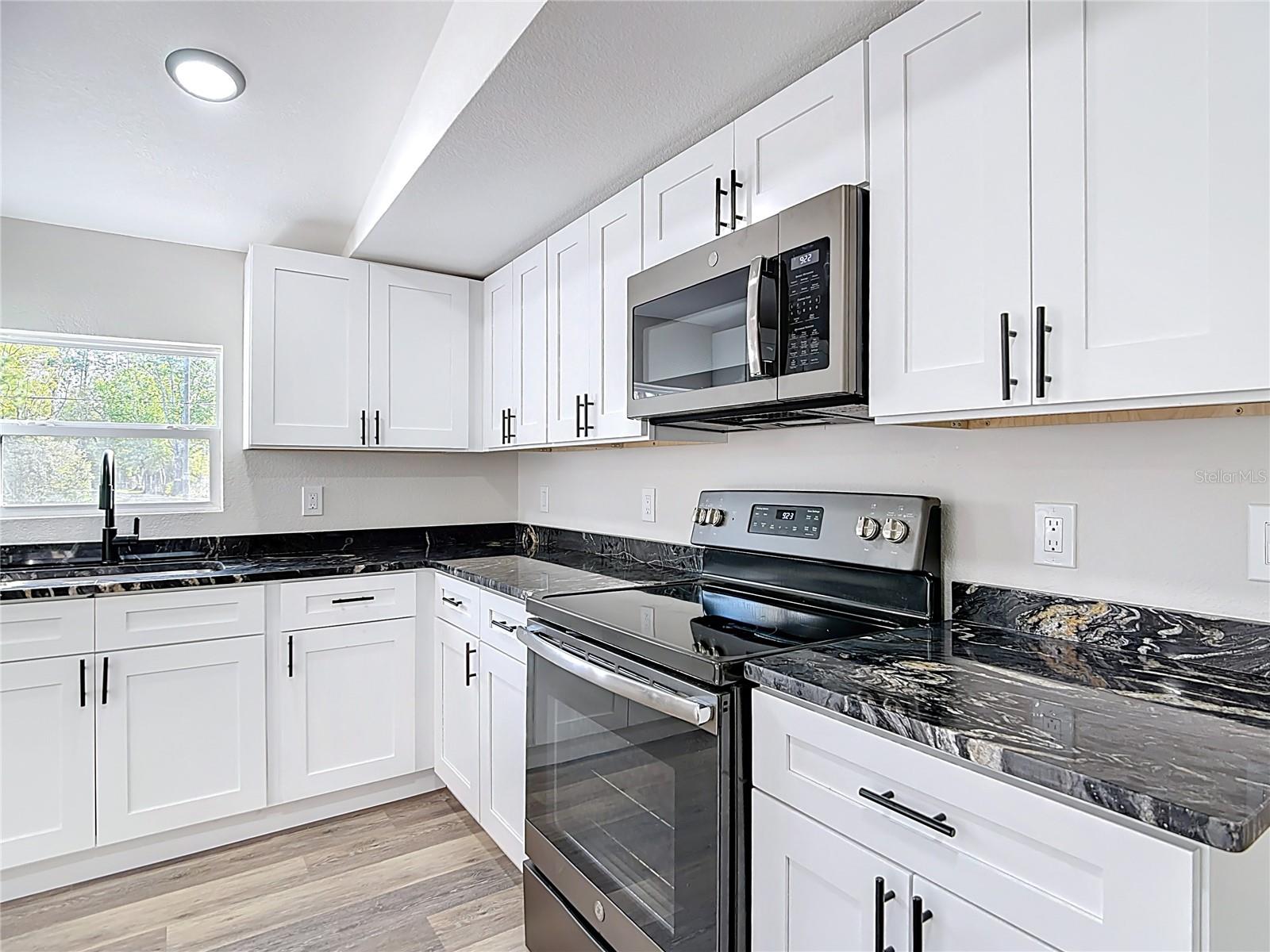 COUNTRY HAVEN - Residential