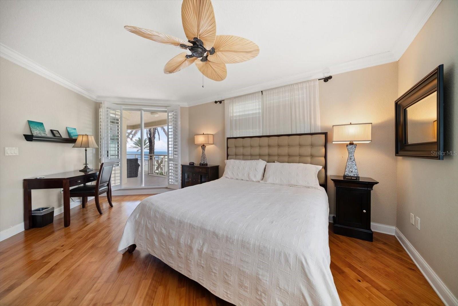 MANDALAY BEACH CLUB CONDO - Residential