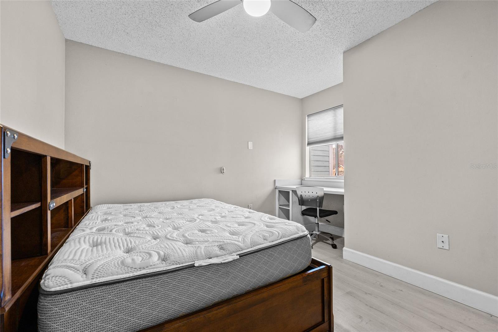 UNIVERSITY COMMONS - Residential