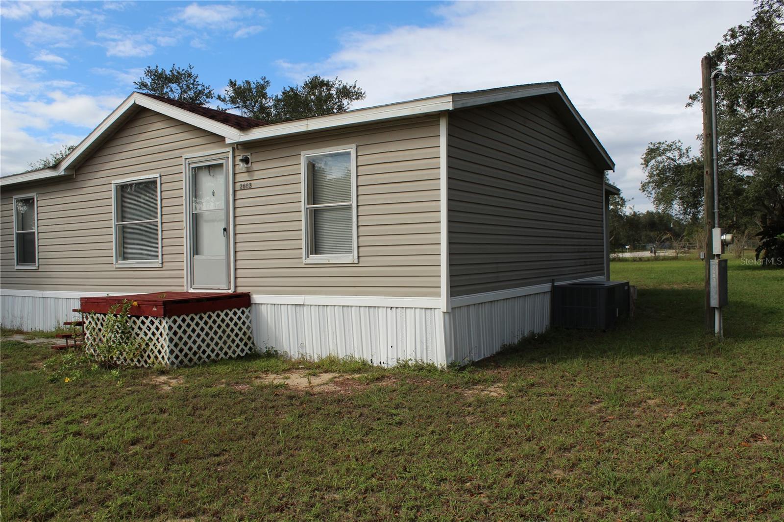 2683 CHUCK WAGON WAY