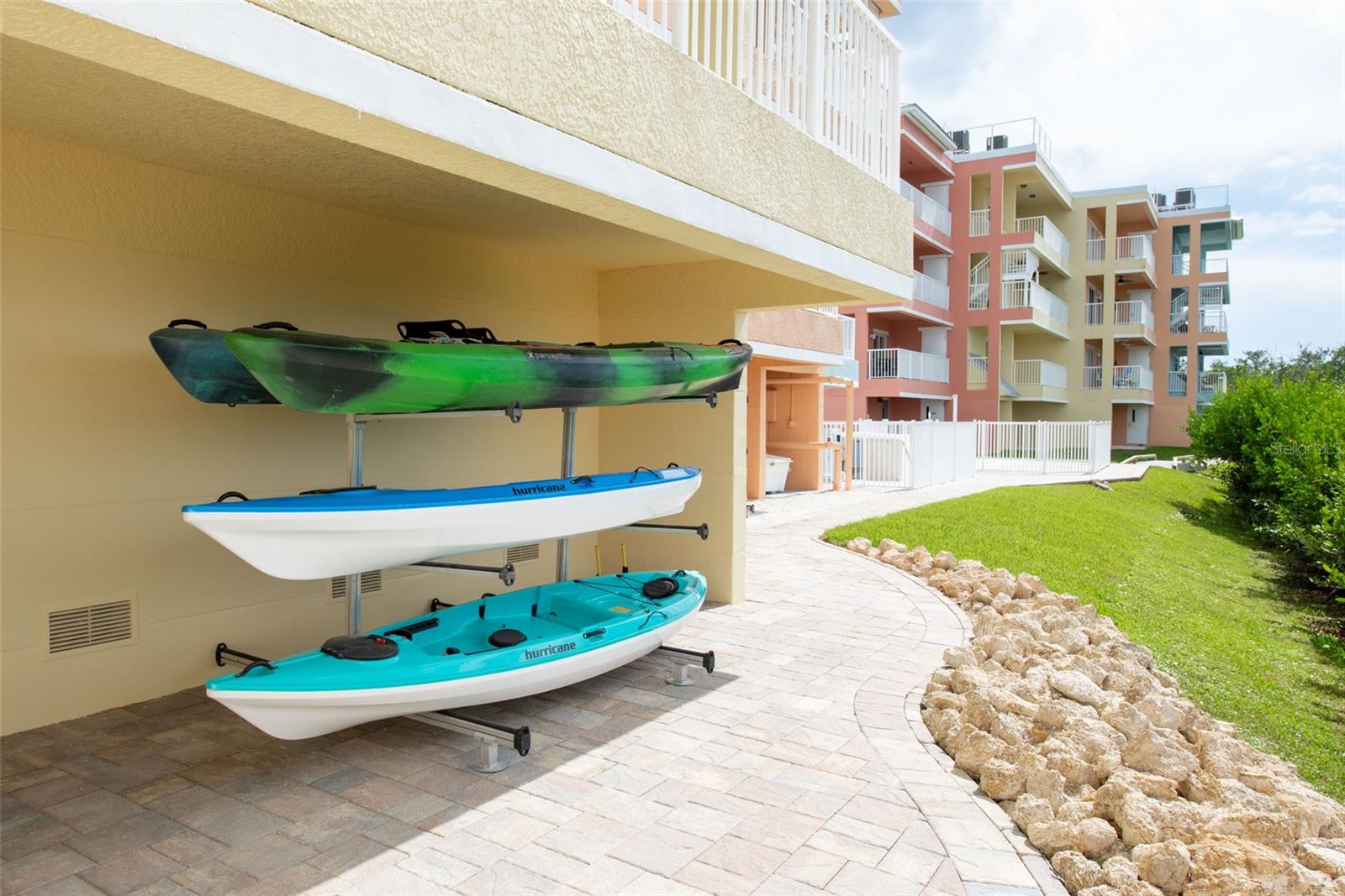 HARBOURVIEW CONDO - Residential