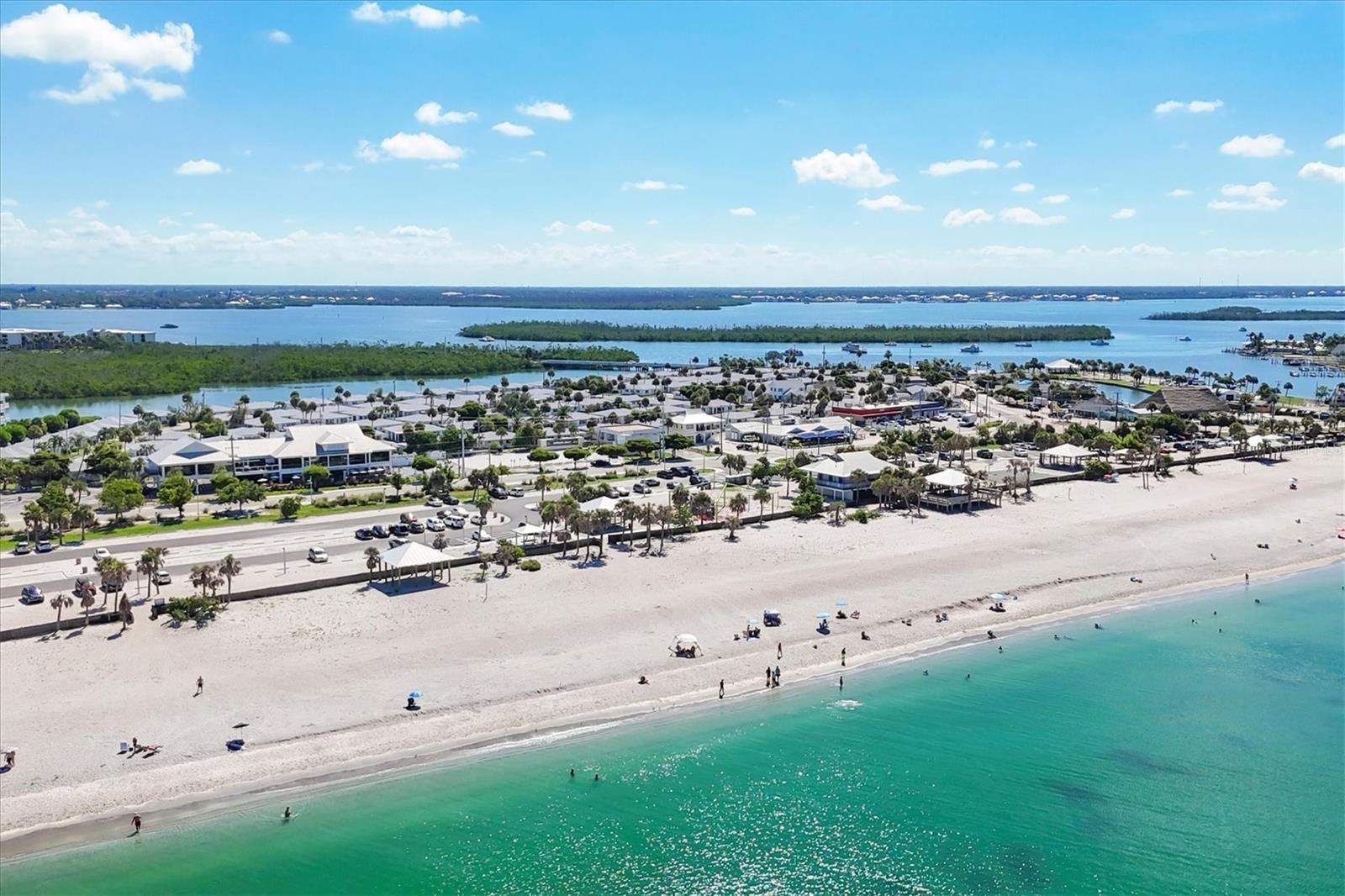 HARBOURVIEW CONDO - Residential