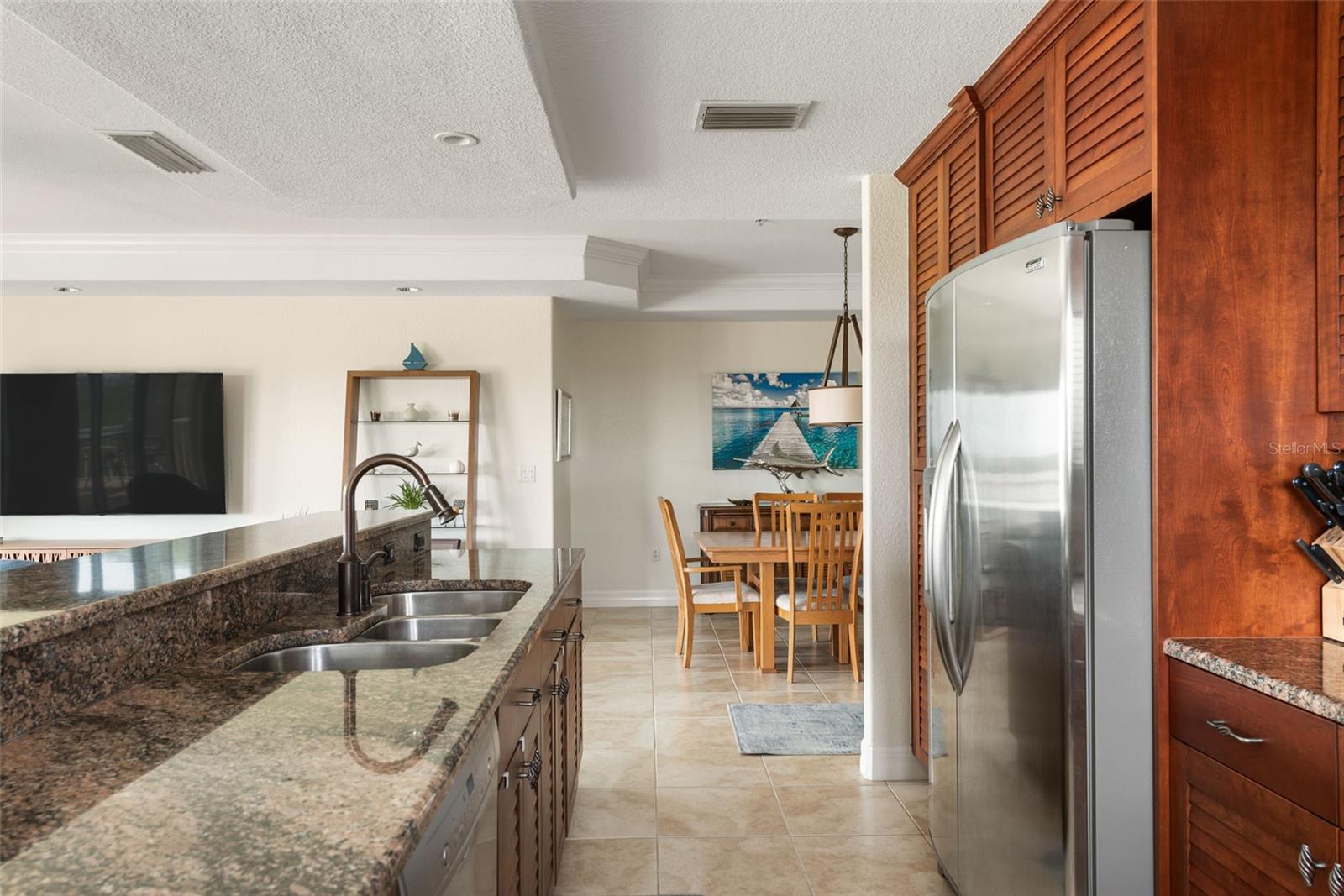HARBOURVIEW CONDO - Residential