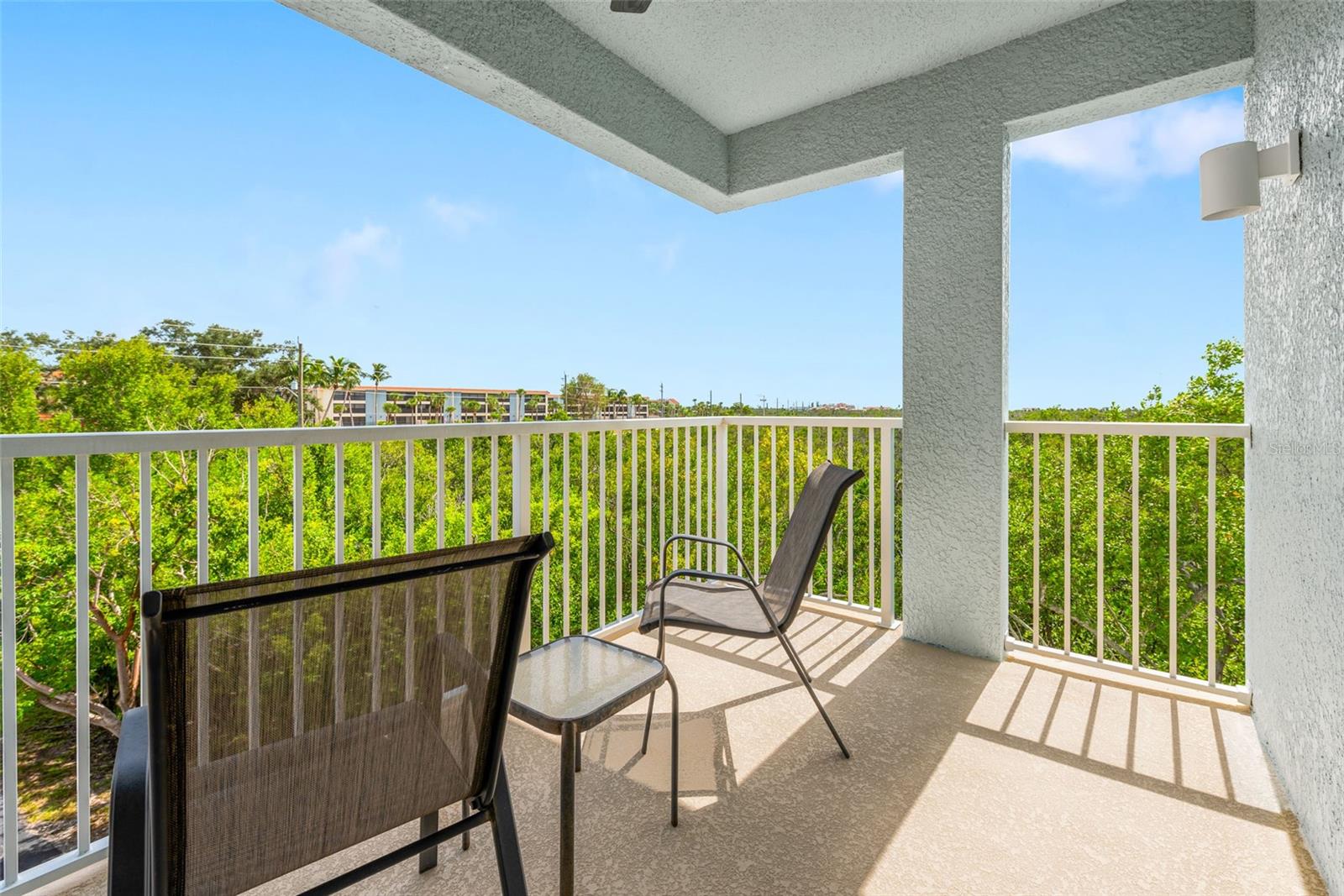 HARBOURVIEW CONDO - Residential