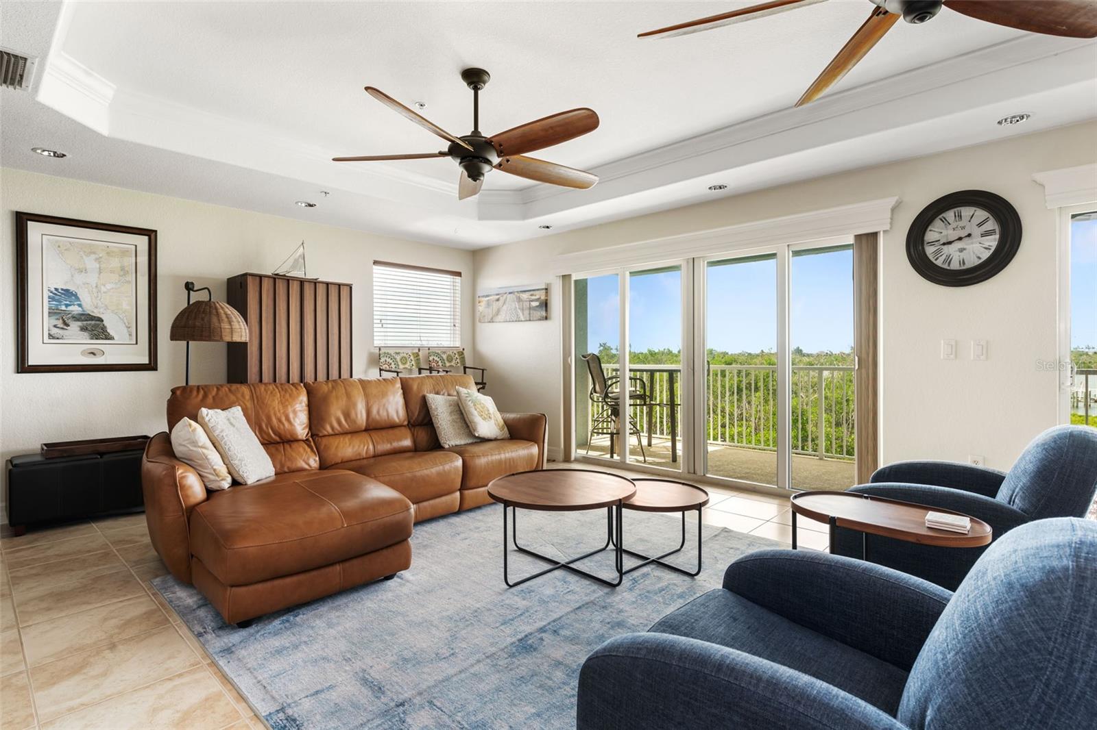 HARBOURVIEW CONDO - Residential