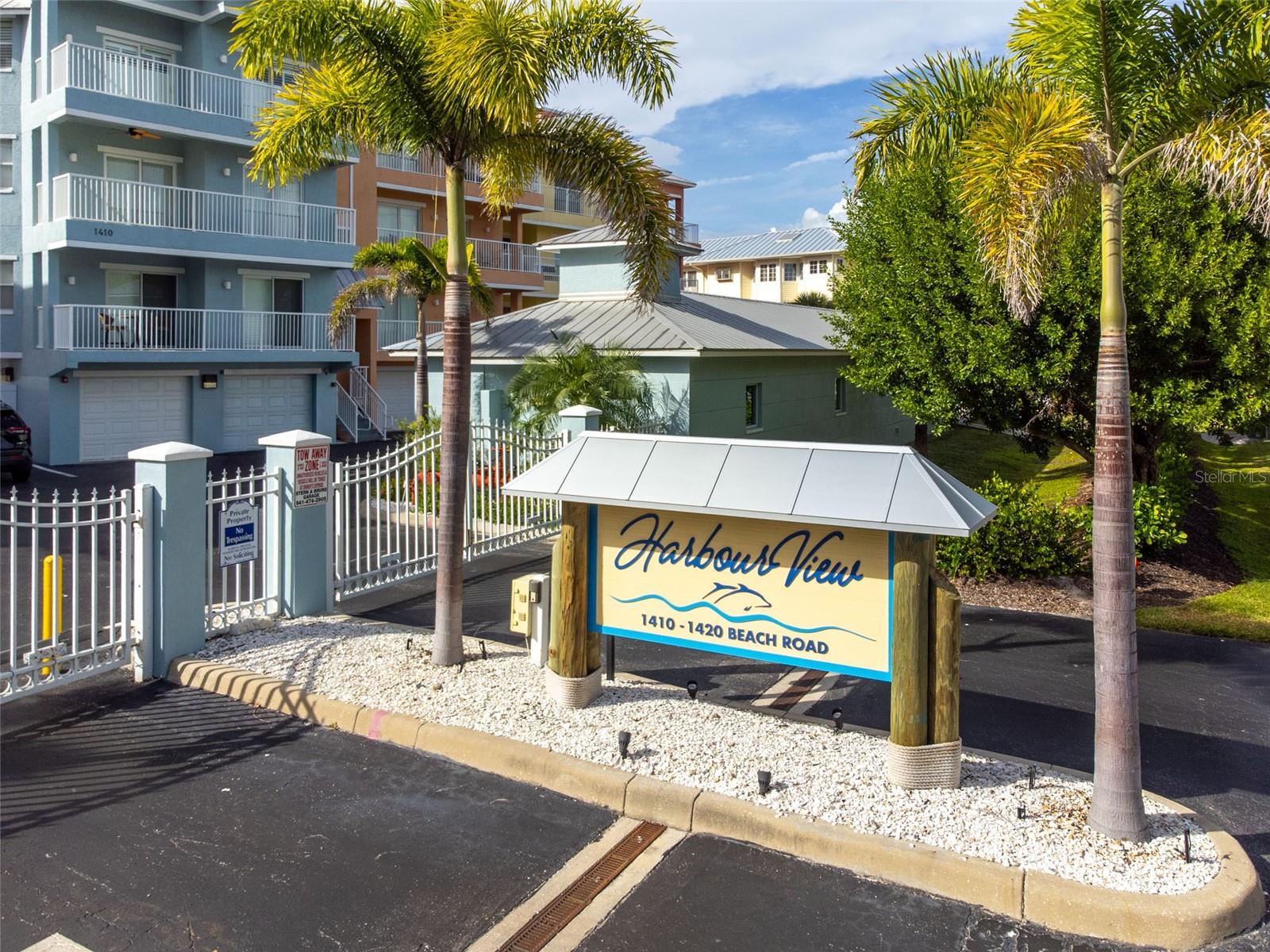HARBOURVIEW CONDO - Residential