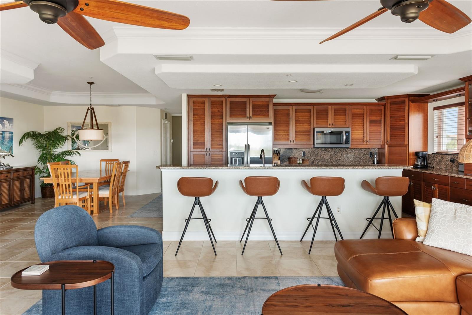 HARBOURVIEW CONDO - Residential
