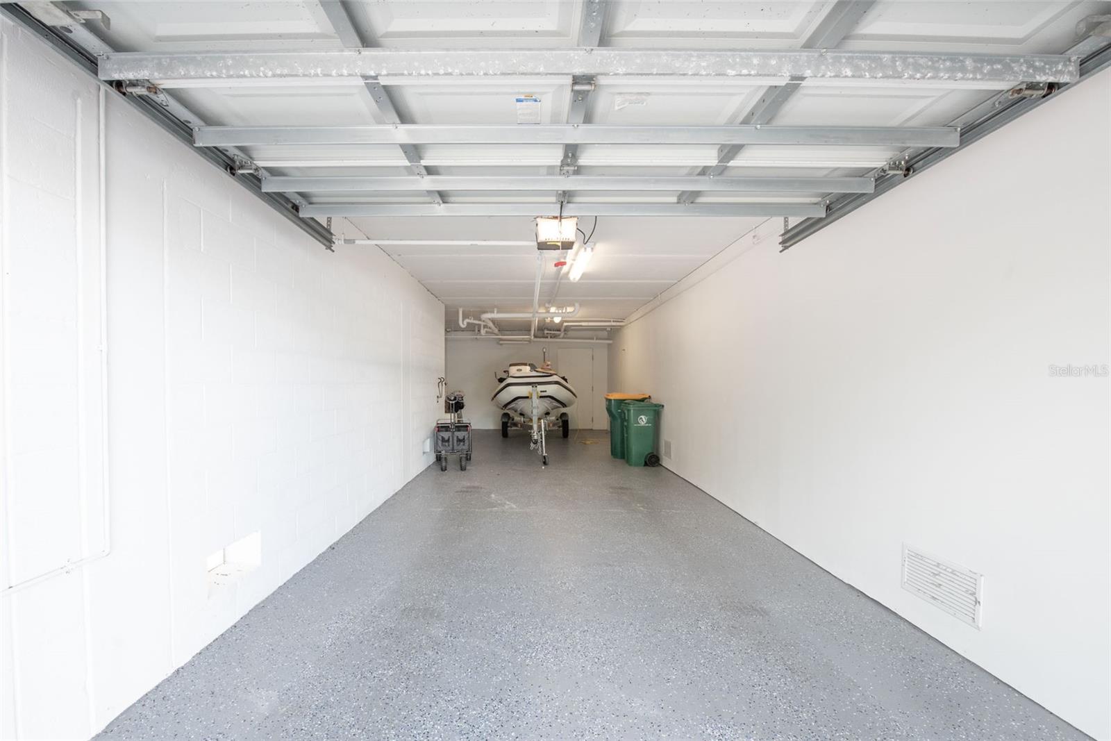 HARBOURVIEW CONDO - Residential
