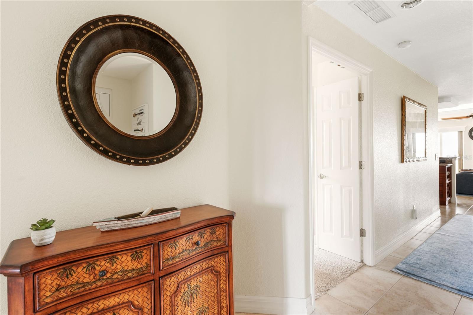 HARBOURVIEW CONDO - Residential