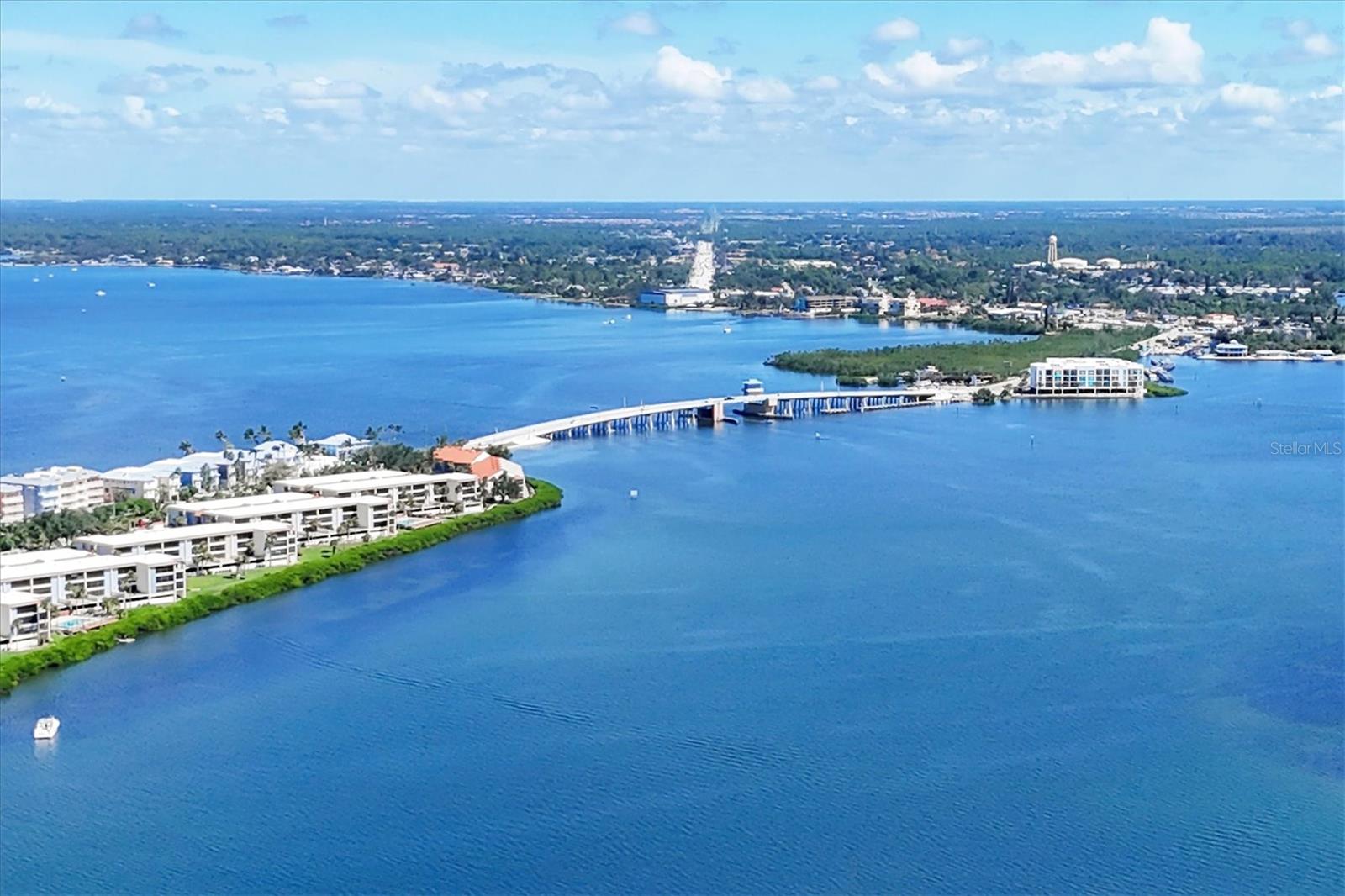 HARBOURVIEW CONDO - Residential