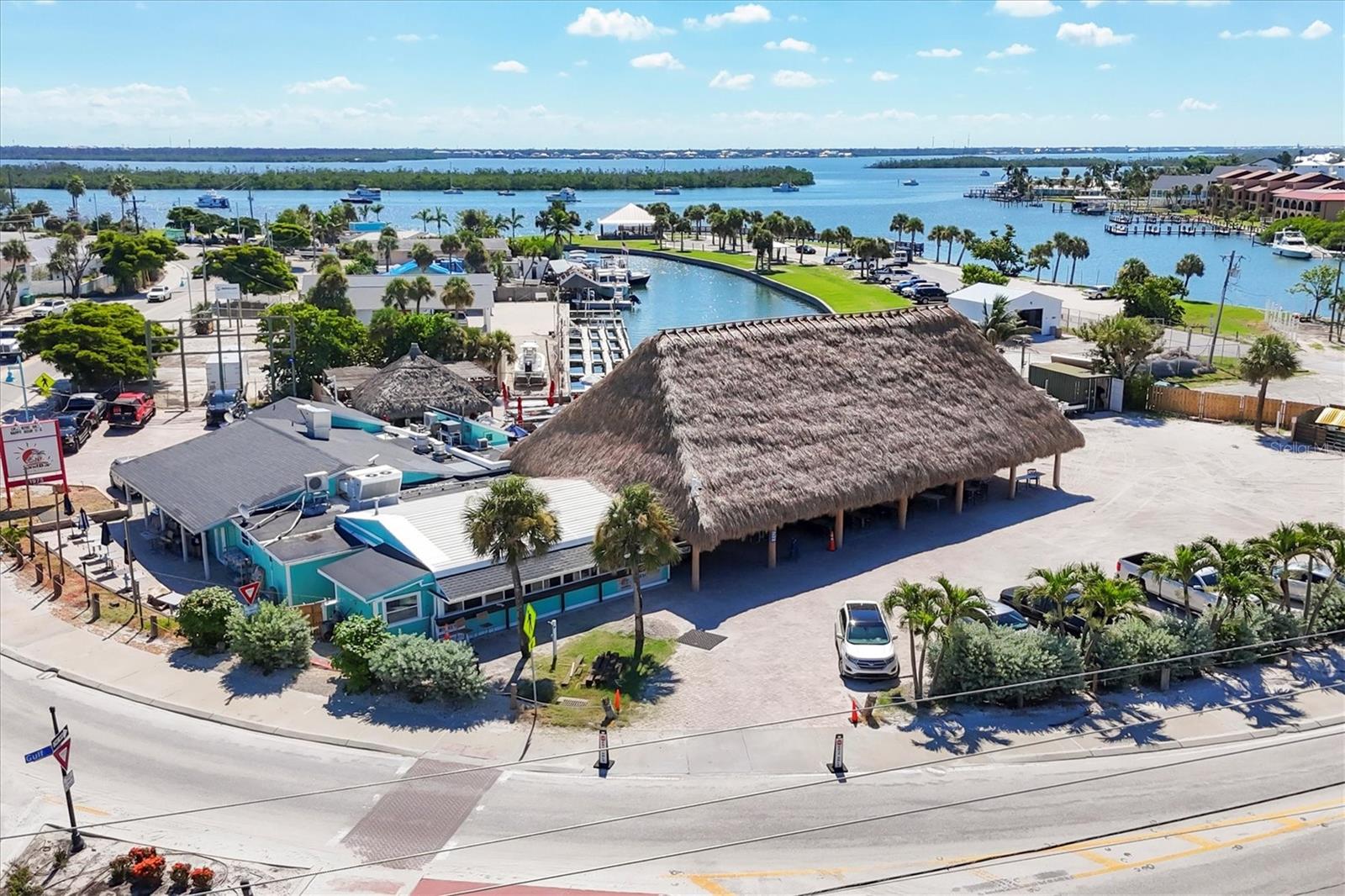 HARBOURVIEW CONDO - Residential