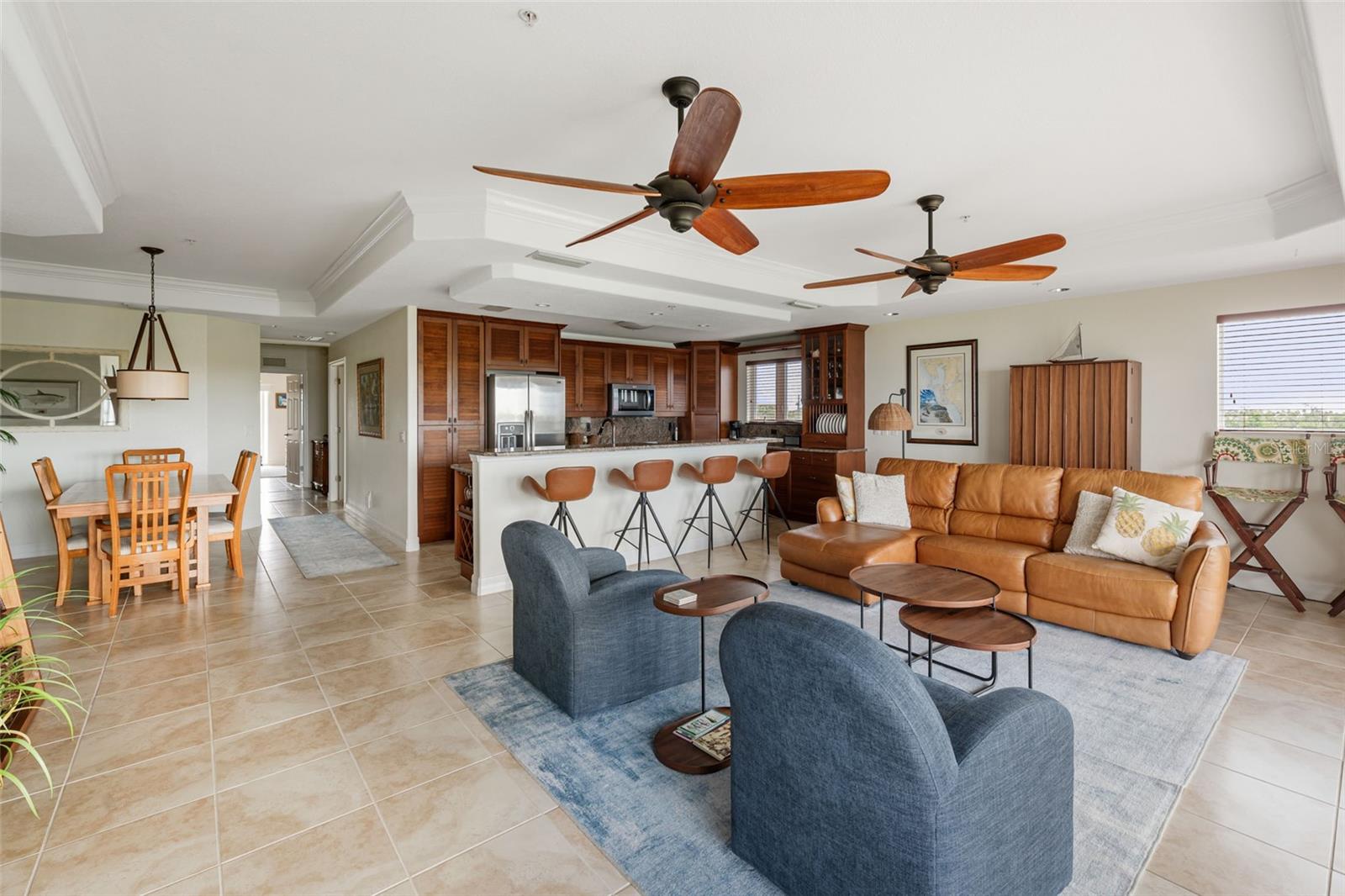 HARBOURVIEW CONDO - Residential