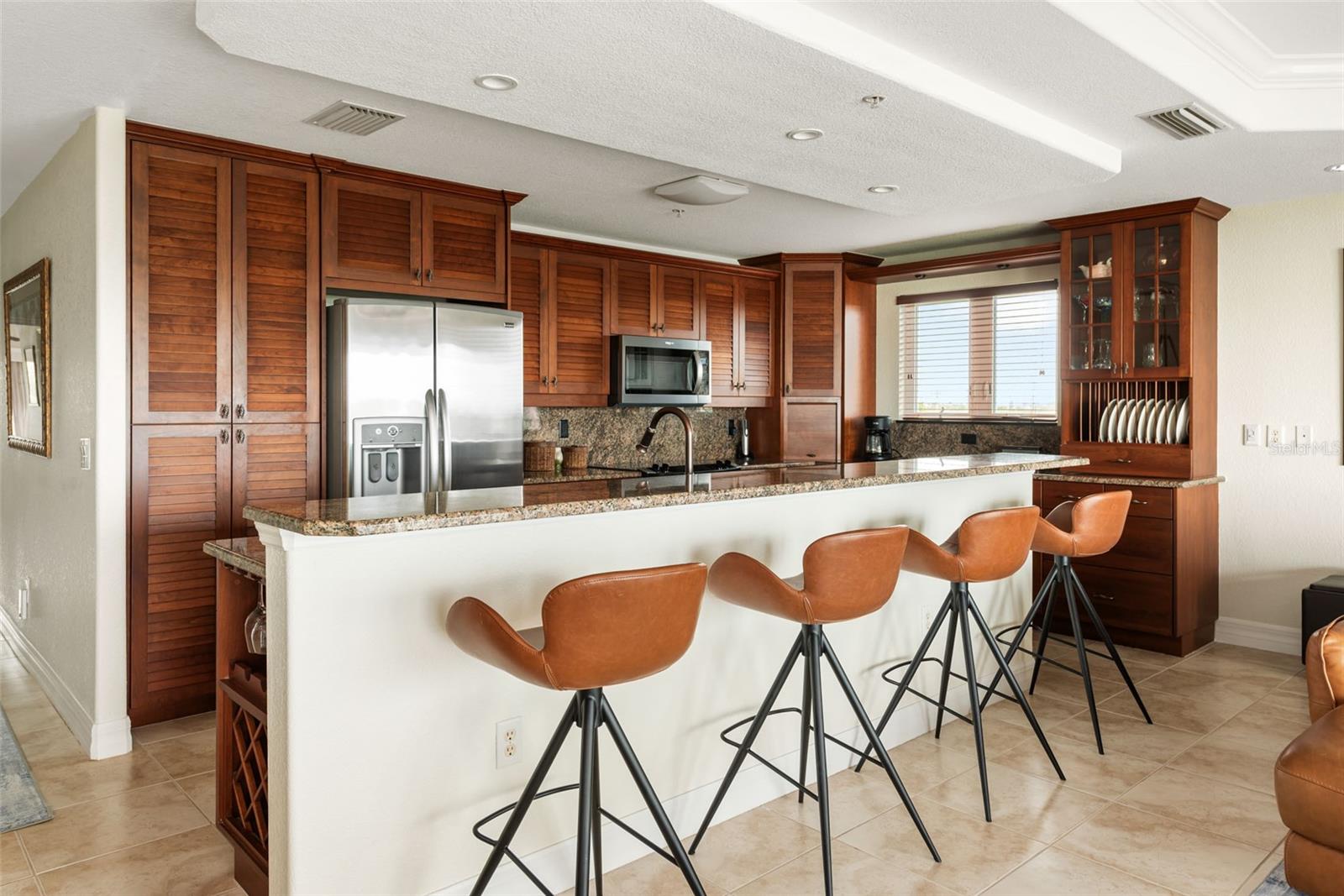 HARBOURVIEW CONDO - Residential