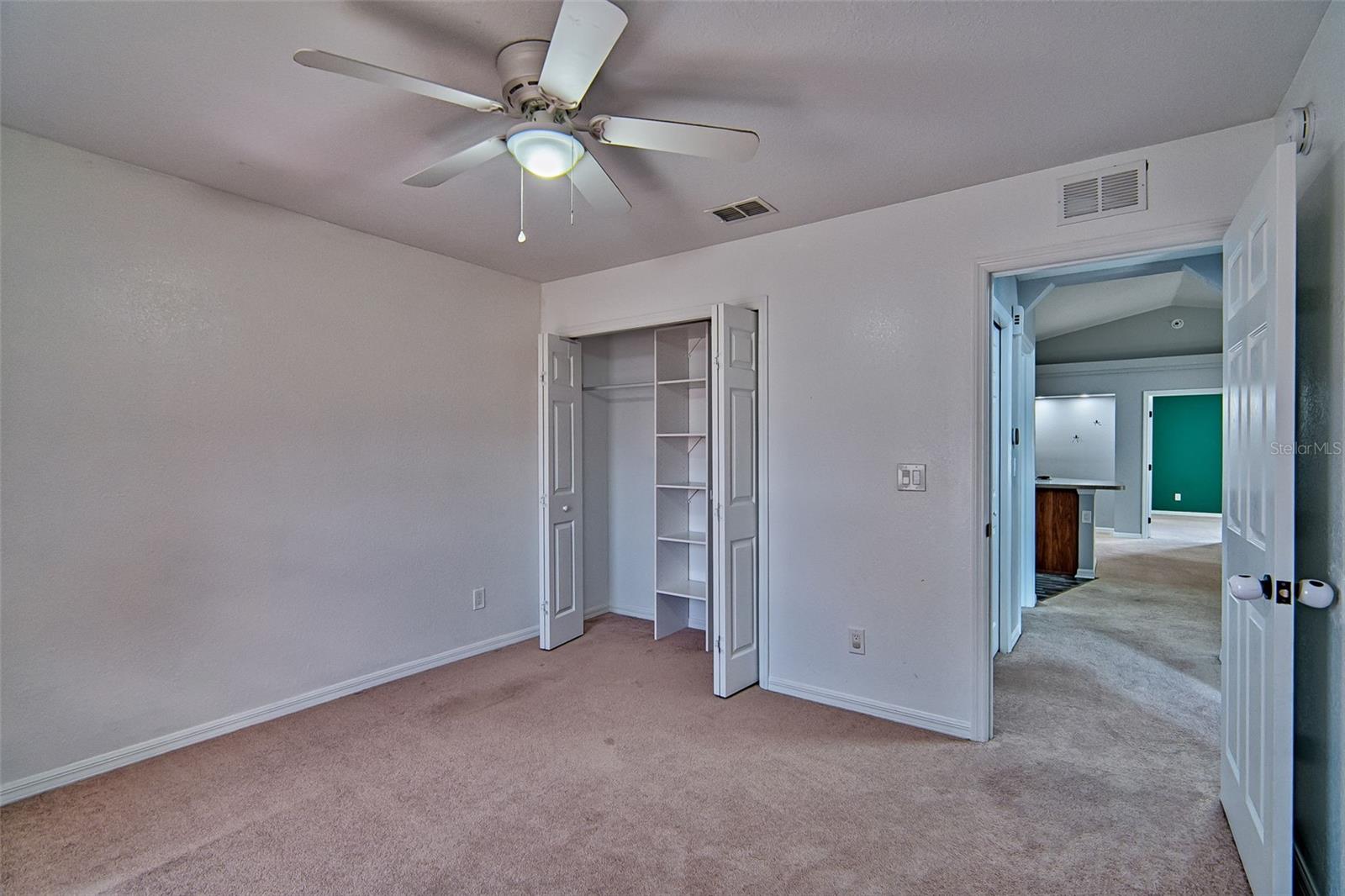 SILVER SPGS SHORES UN 20 - Residential