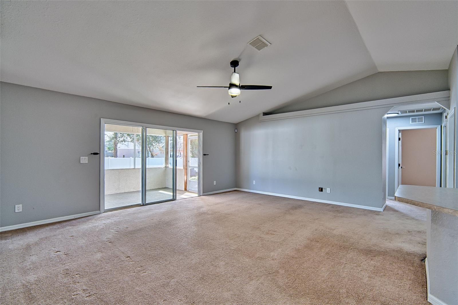 SILVER SPGS SHORES UN 20 - Residential