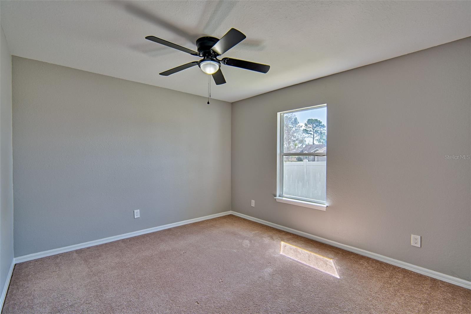 SILVER SPGS SHORES UN 20 - Residential