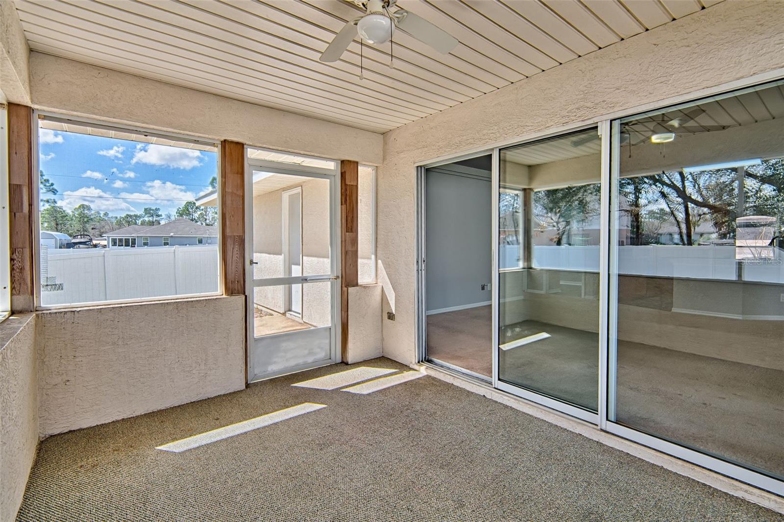 SILVER SPGS SHORES UN 20 - Residential