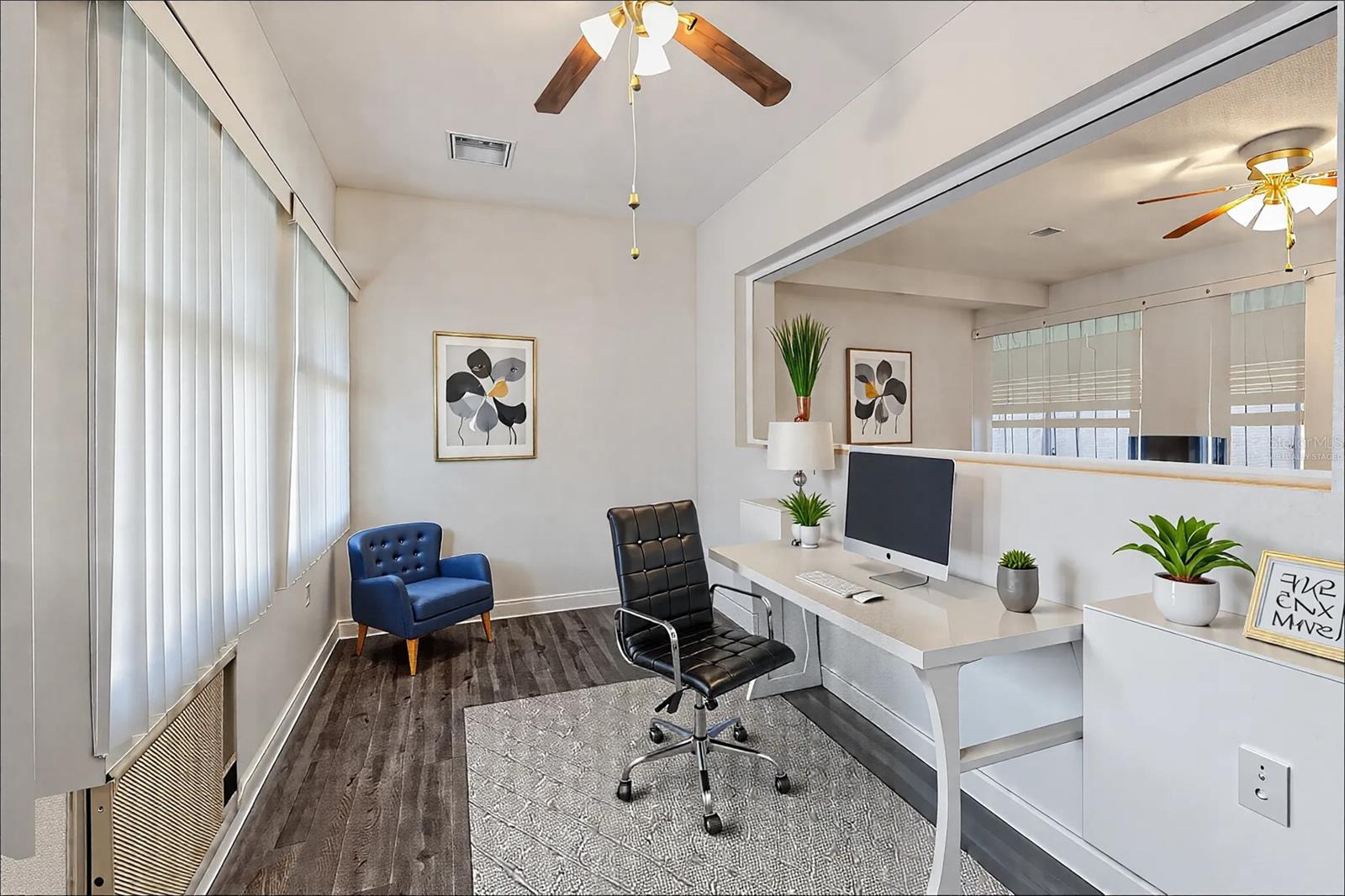TOWN APTS CONDO - Residential