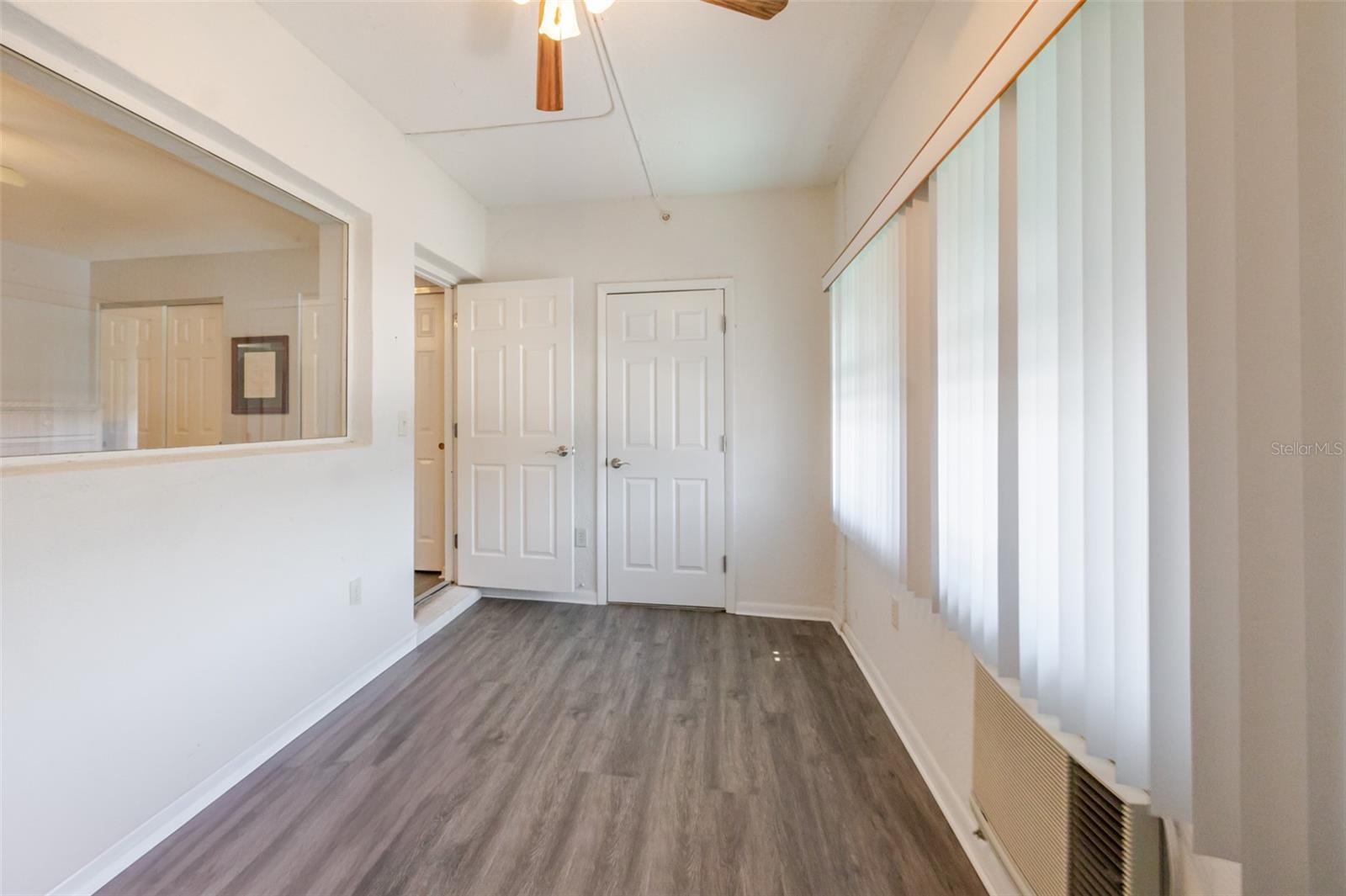 TOWN APTS CONDO - Residential