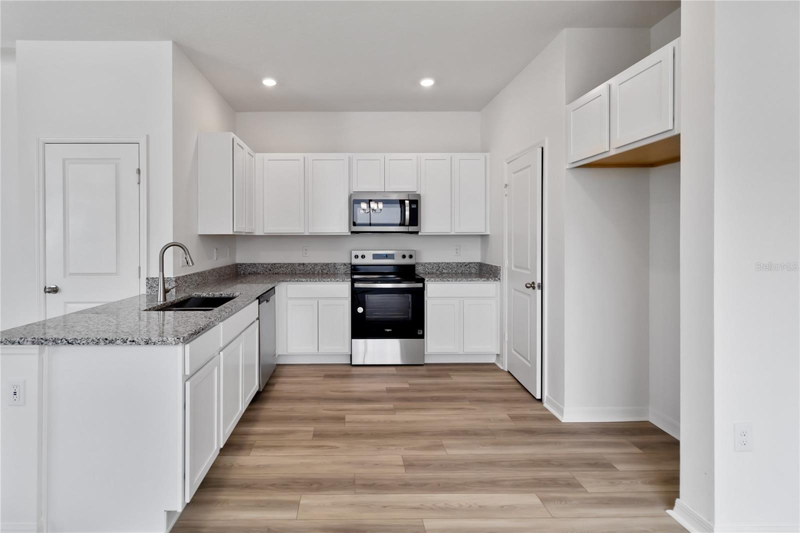 9572 WESTSIDE HILLS DRIVE