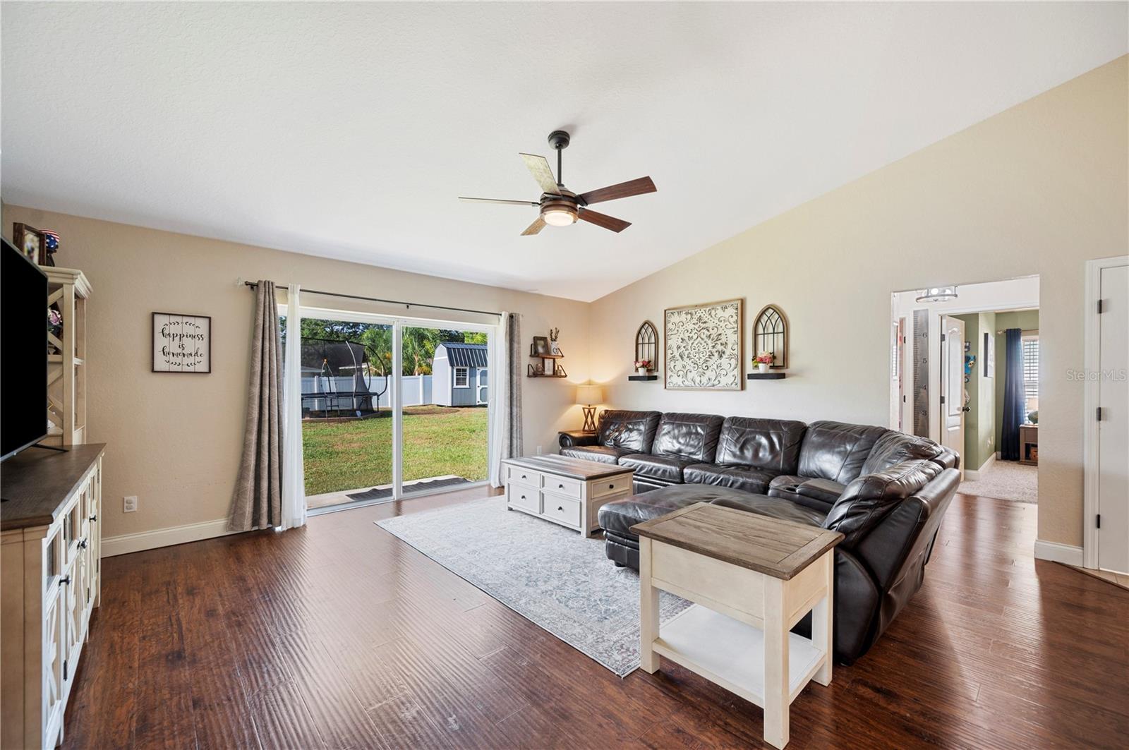 818 FAIRLANE DRIVE