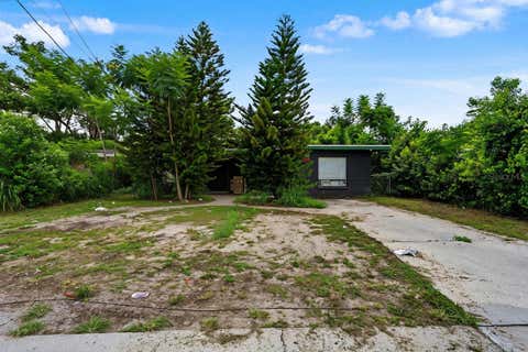 Photo of 1803 E Bougainvillea Avenue, Tampa, FL 33612 (MLS # TB8537369)