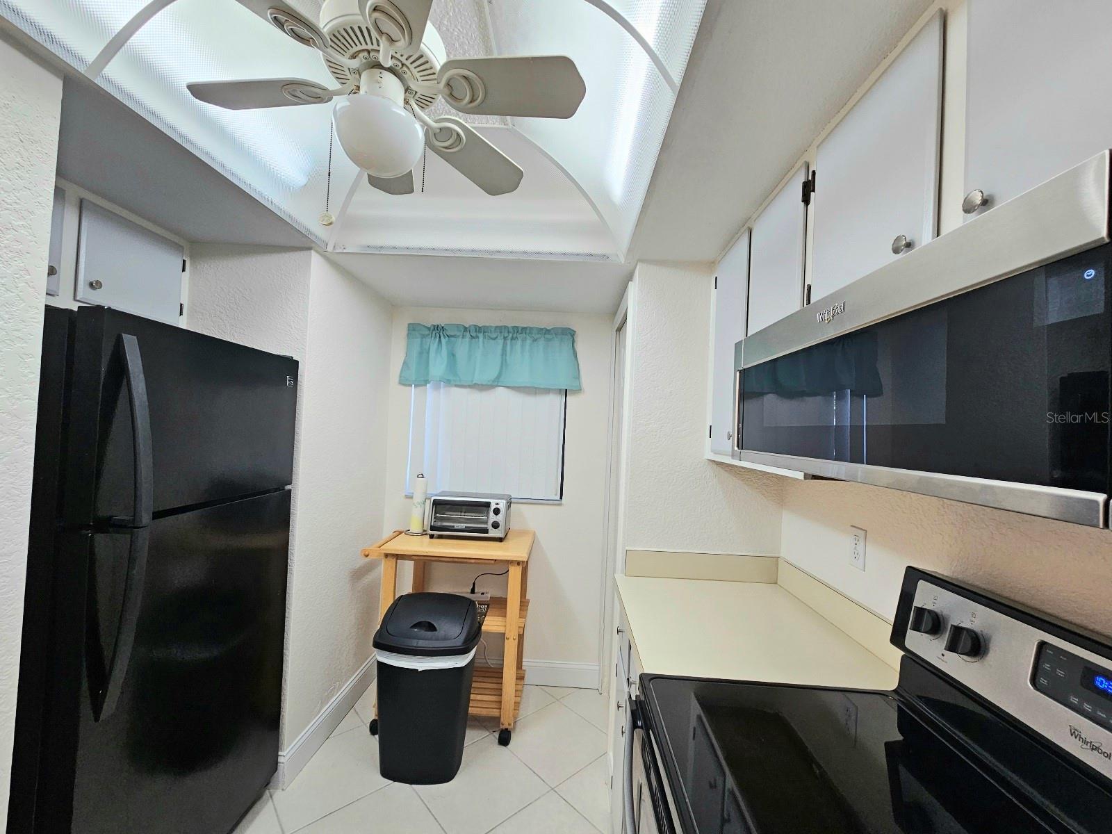 TALA LAKES PH 04 BLDG F 02 - Residential
