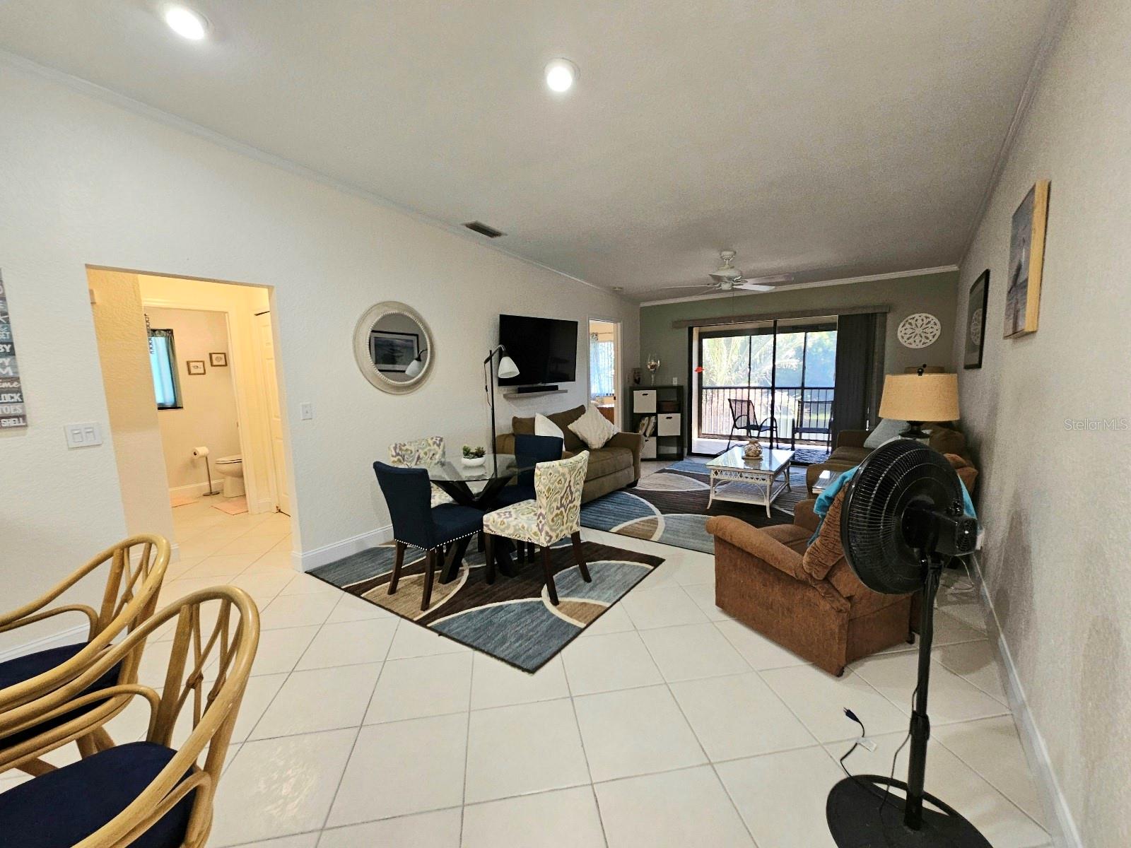 TALA LAKES PH 04 BLDG F 02 - Residential