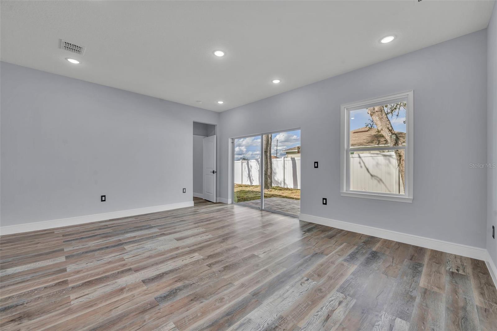 POINCIANA NBRHD 02 VILLAGE 08 - Residential