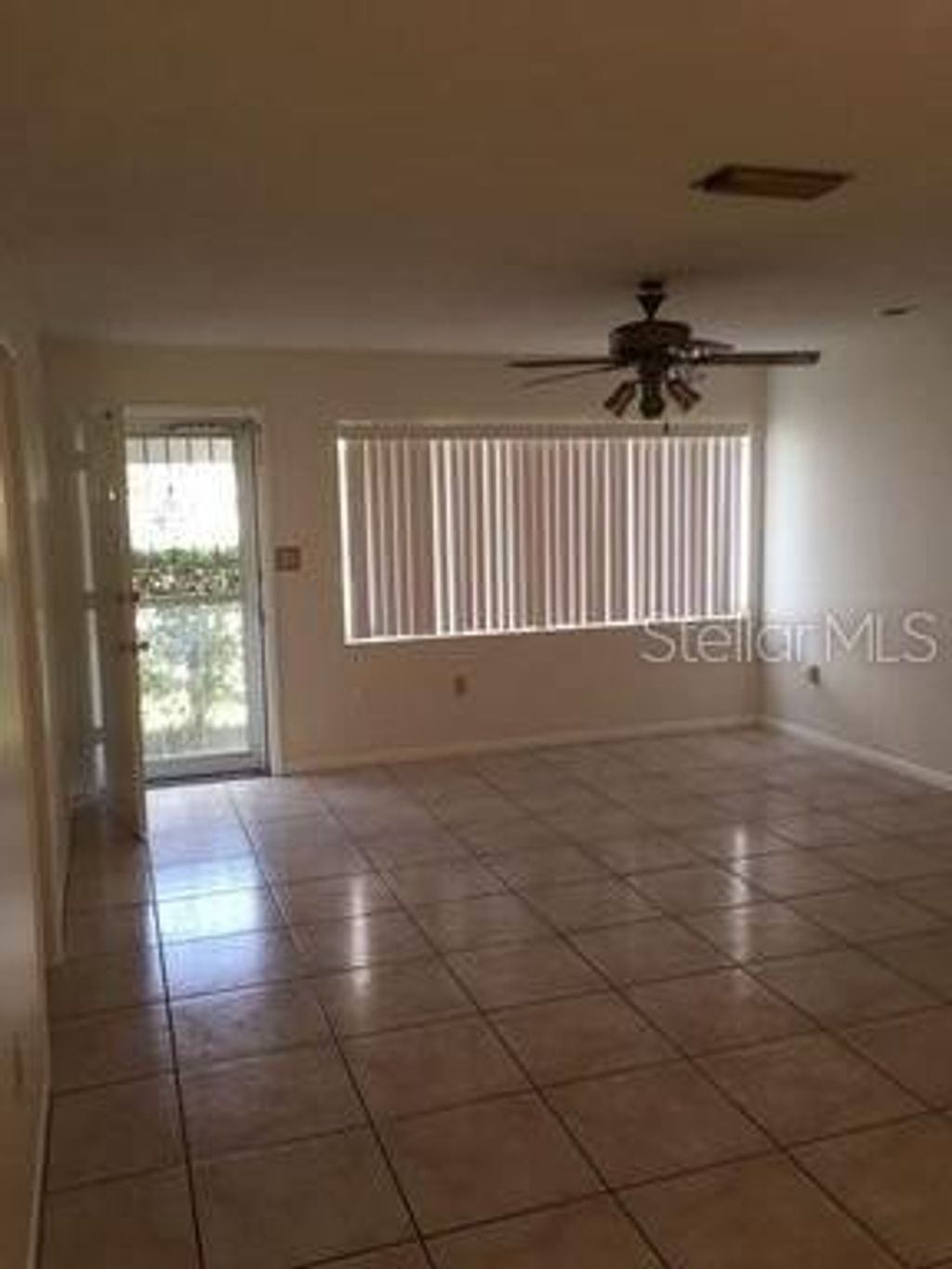 Photo of 917 S Alder Avenue, Orlando, FL 32807 (MLS # O6390587)