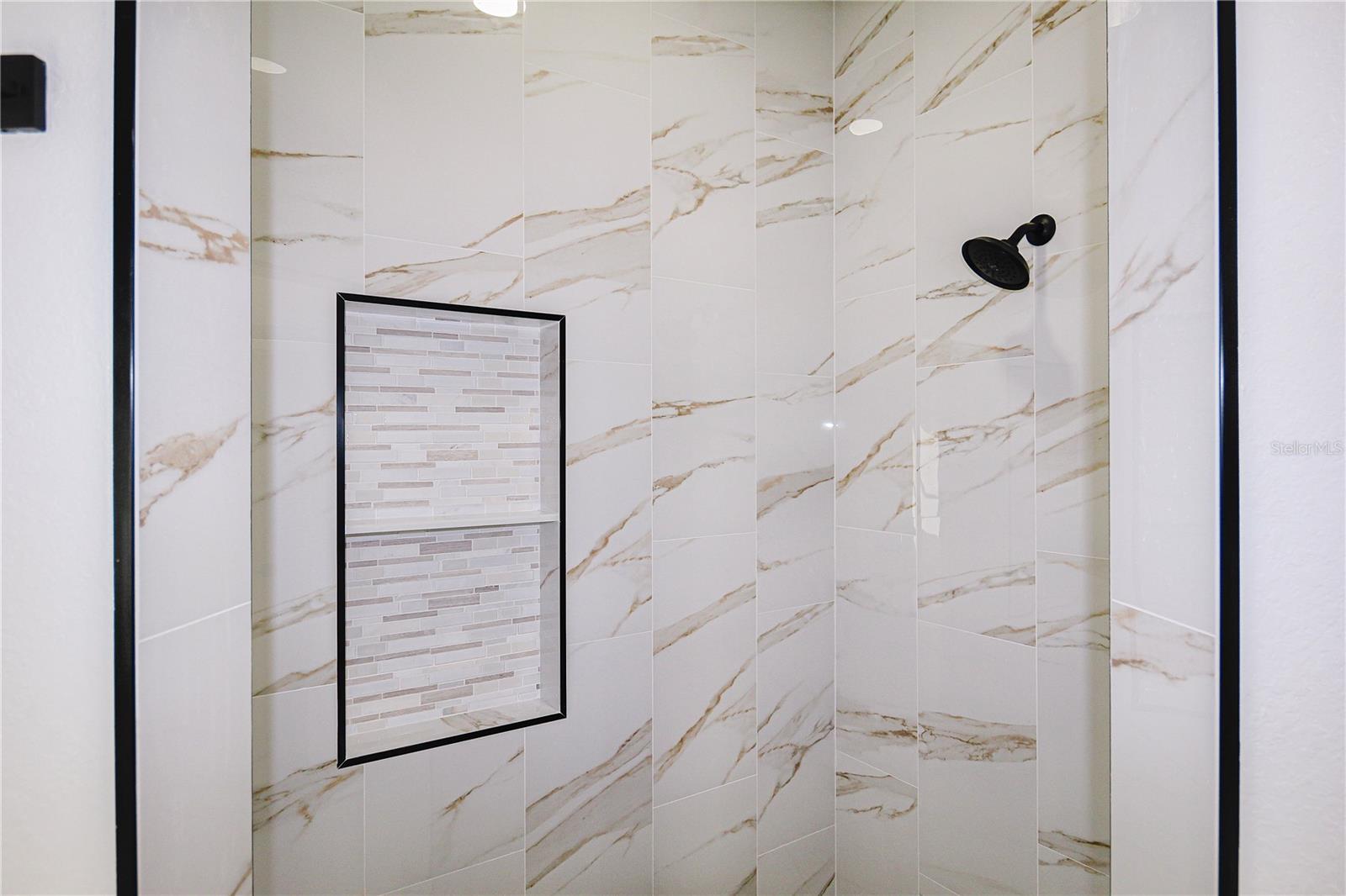 AVON PARK LAKES - Residential