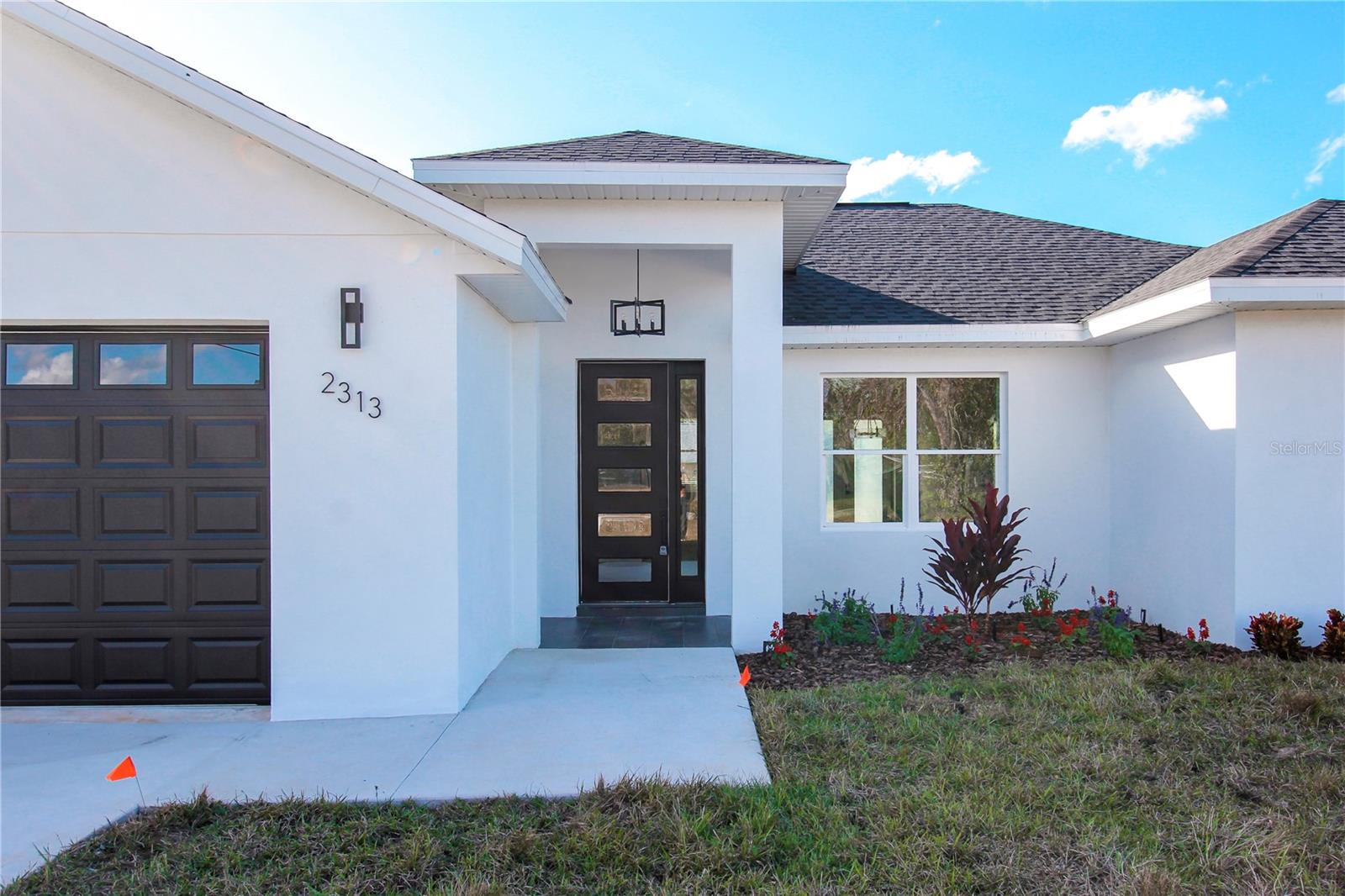 AVON PARK LAKES - Residential