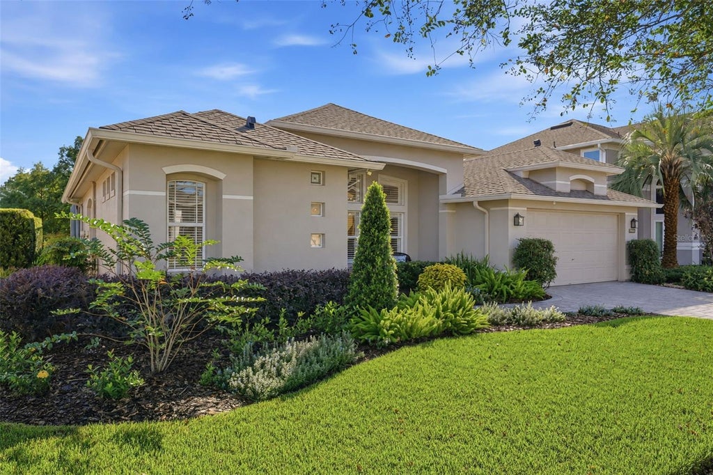 Photo of 13850 Bluewater Circle, Orlando, FL 32828 (MLS # O6450268)