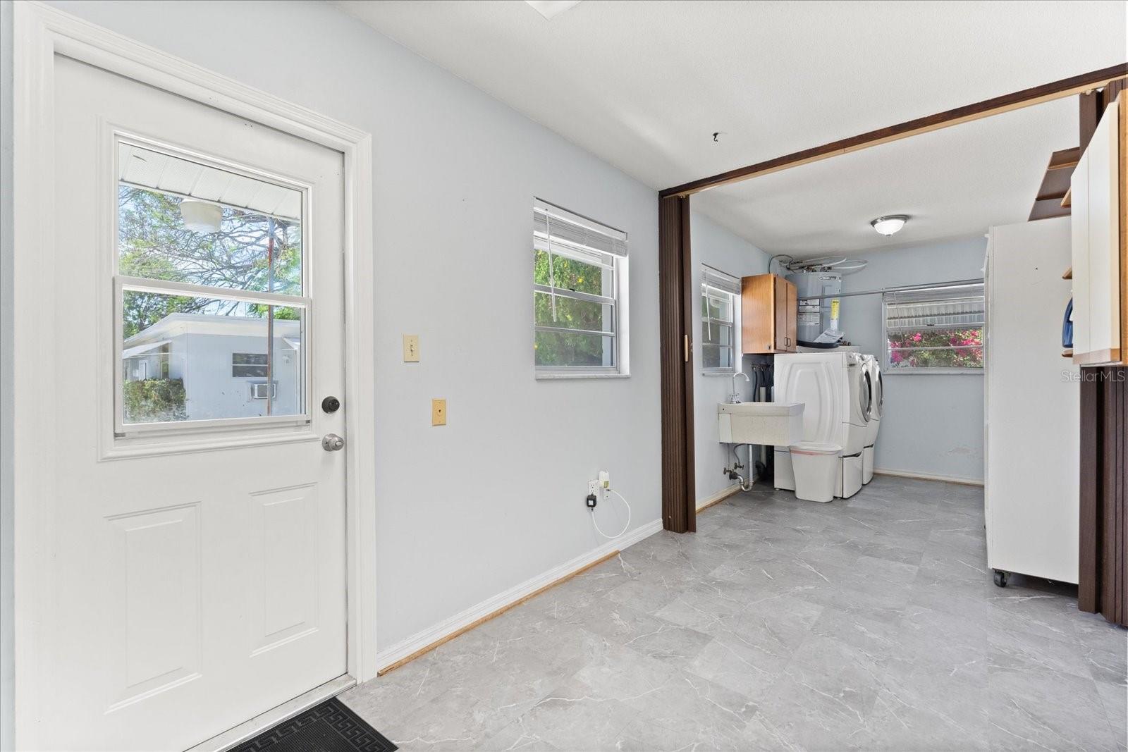 GREEN FIELDS - Residential