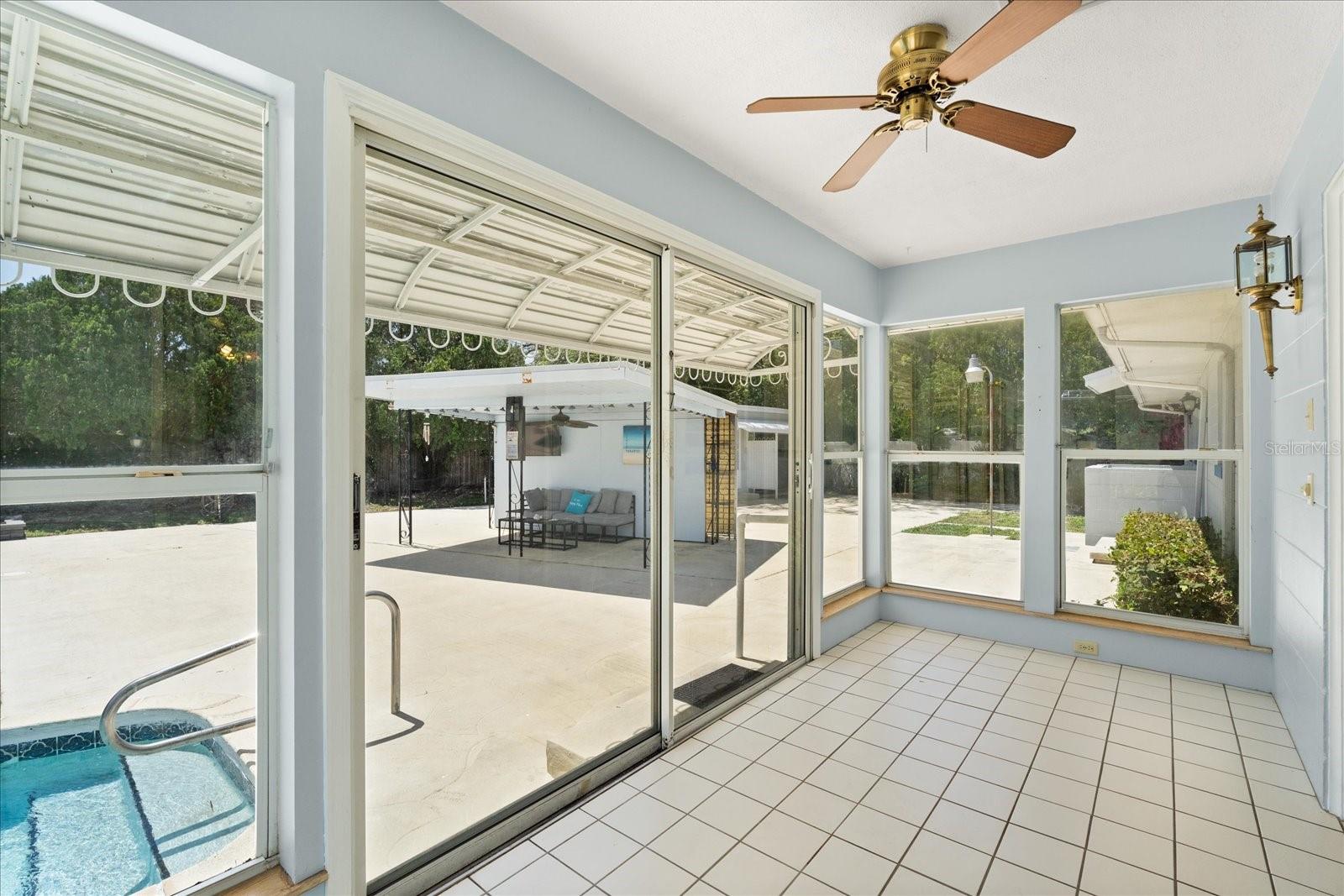 GREEN FIELDS - Residential