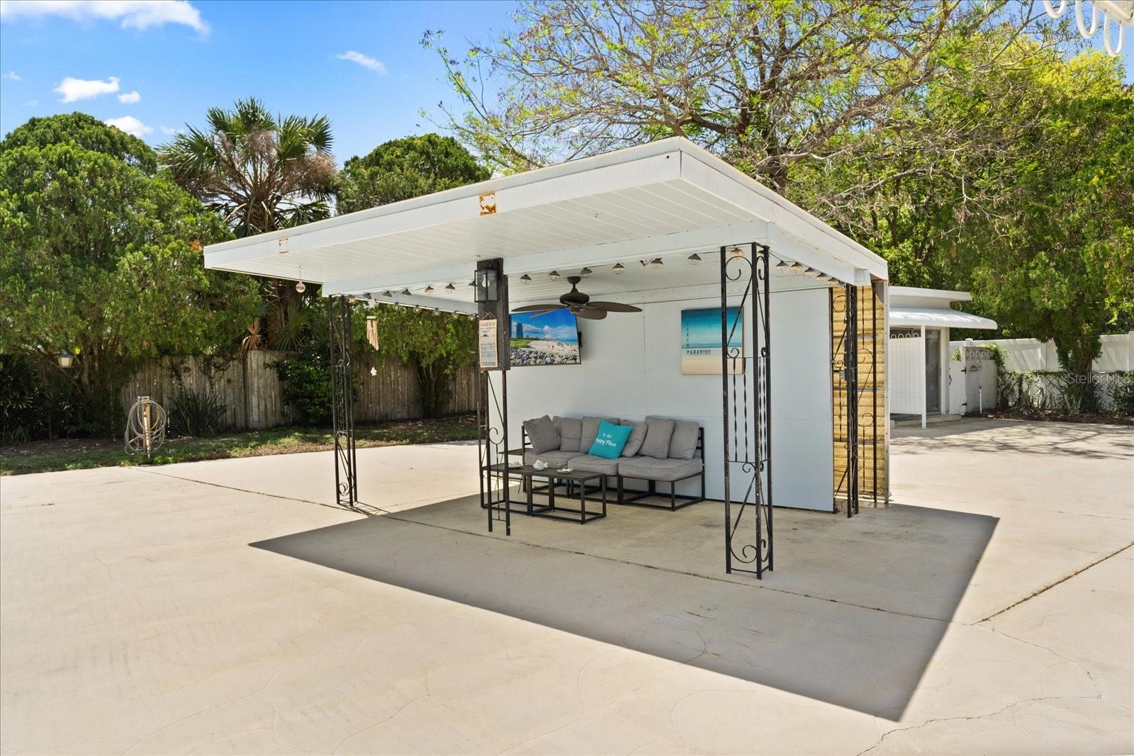 GREEN FIELDS - Residential