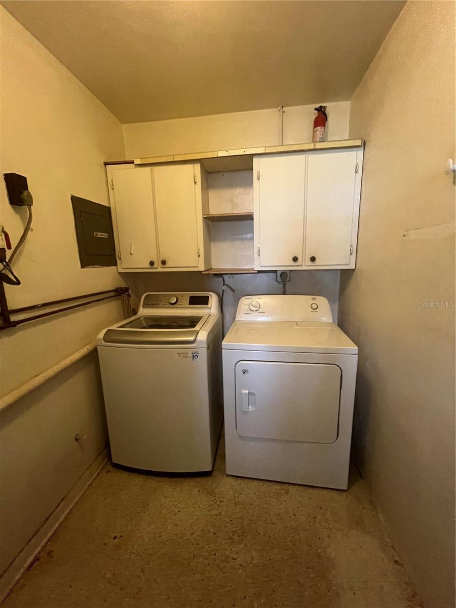 PORT CHARLOTTE SEC 033 - Residential Lease