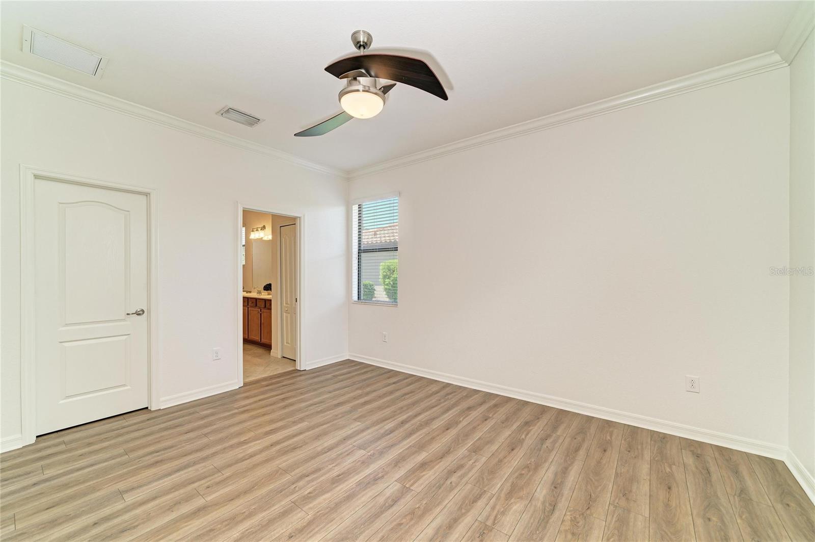 RIVER STRAND - Residential