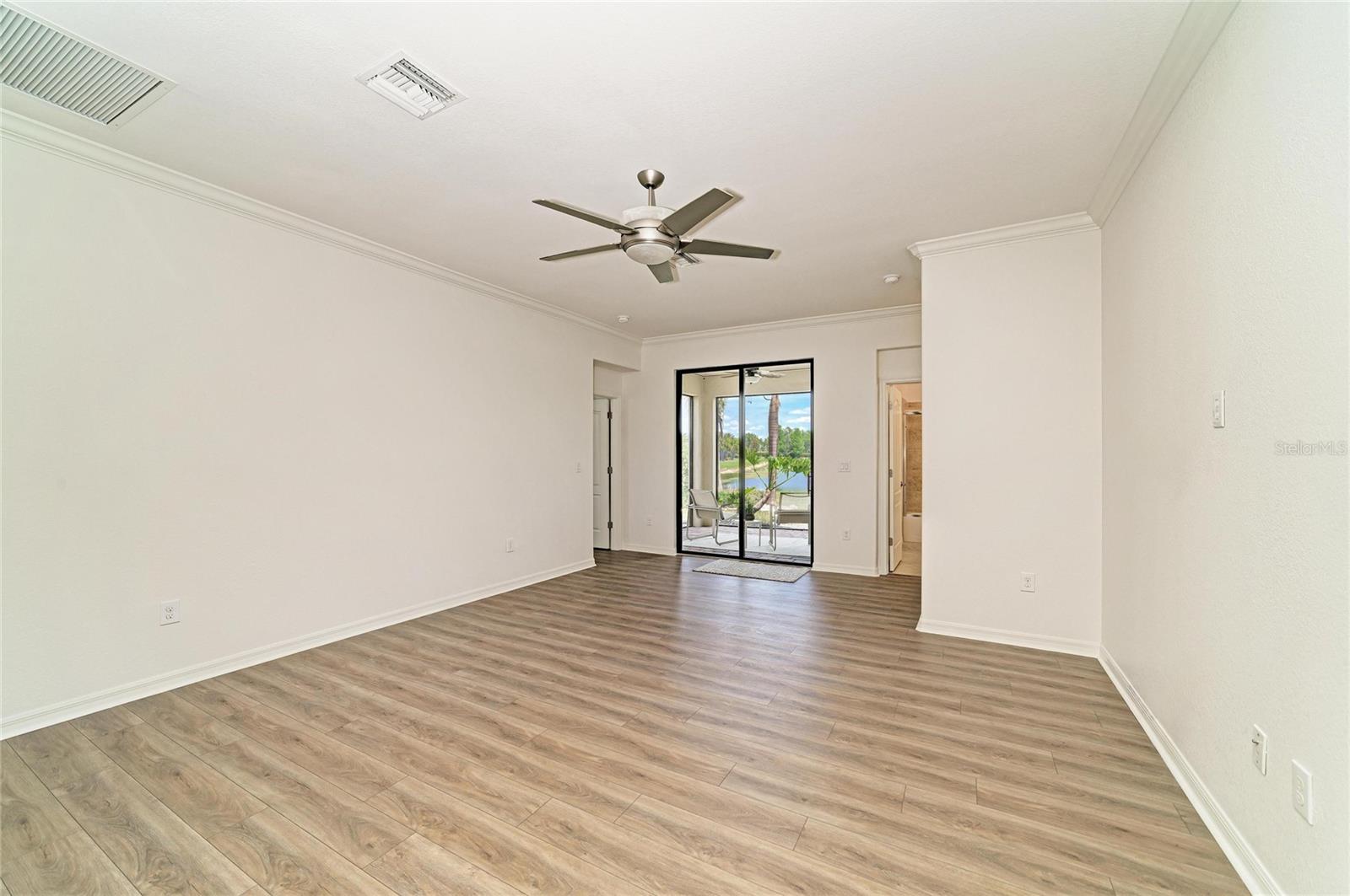 RIVER STRAND - Residential