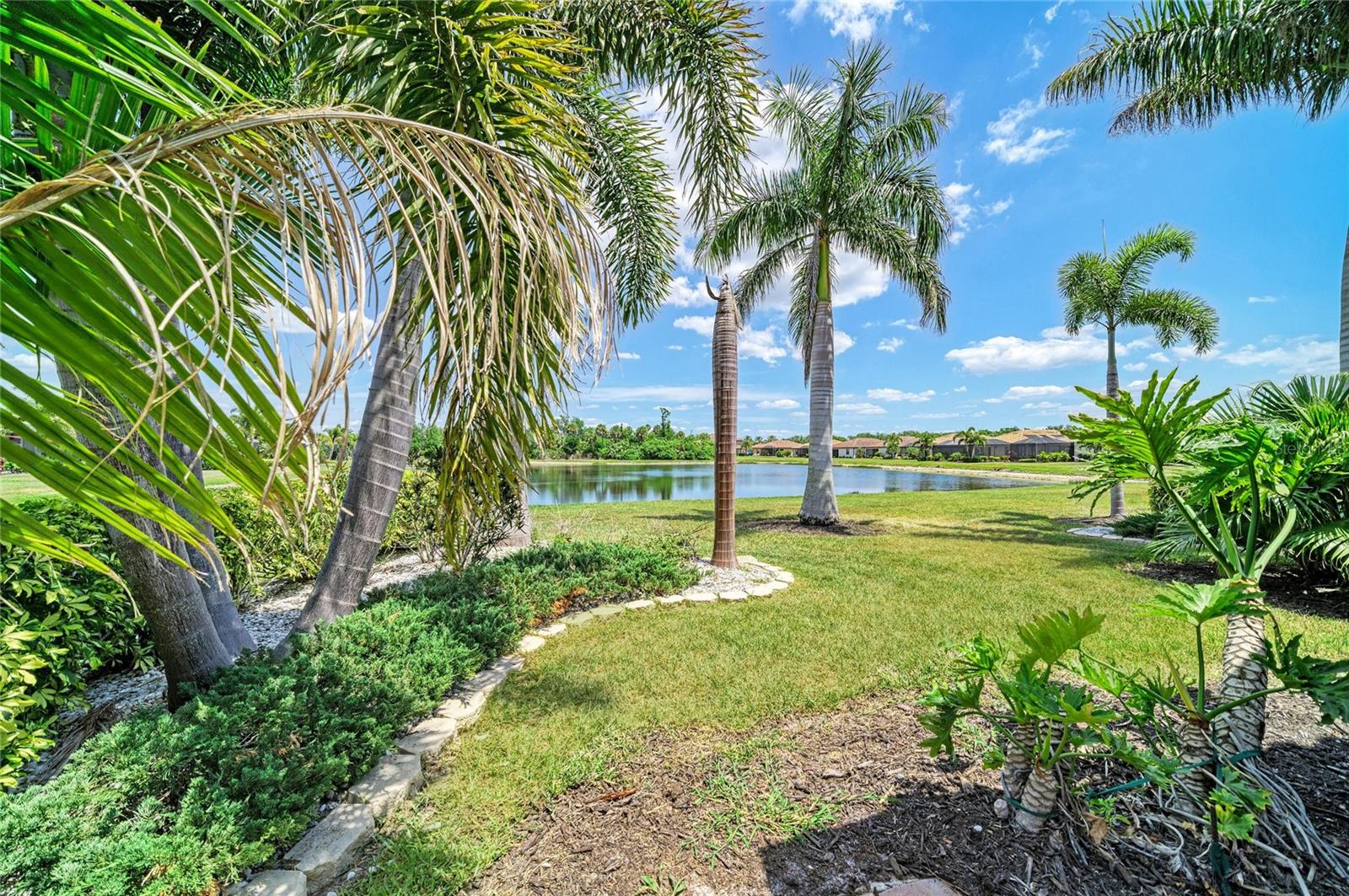 RIVER STRAND - Residential