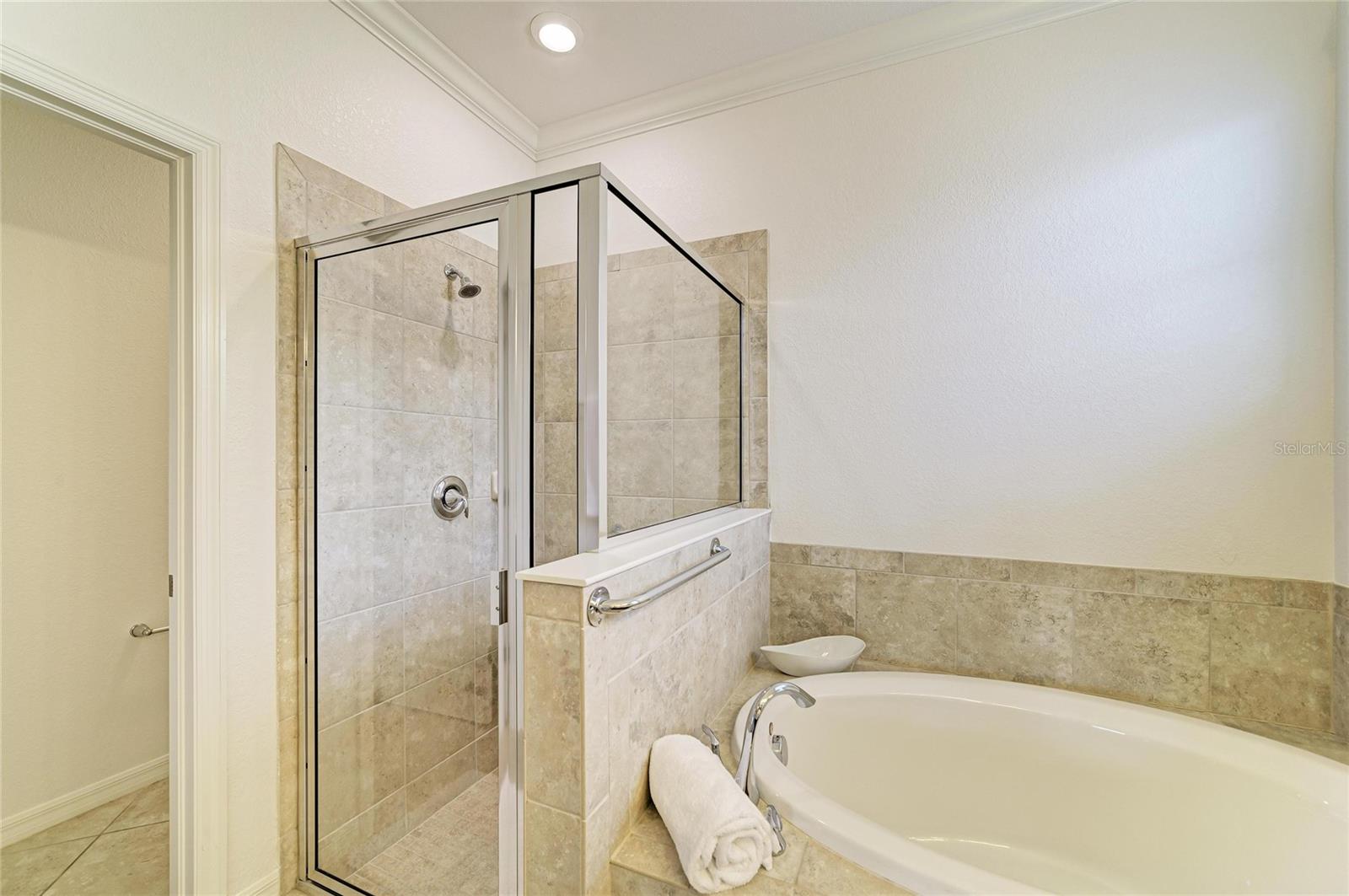 RIVER STRAND - Residential