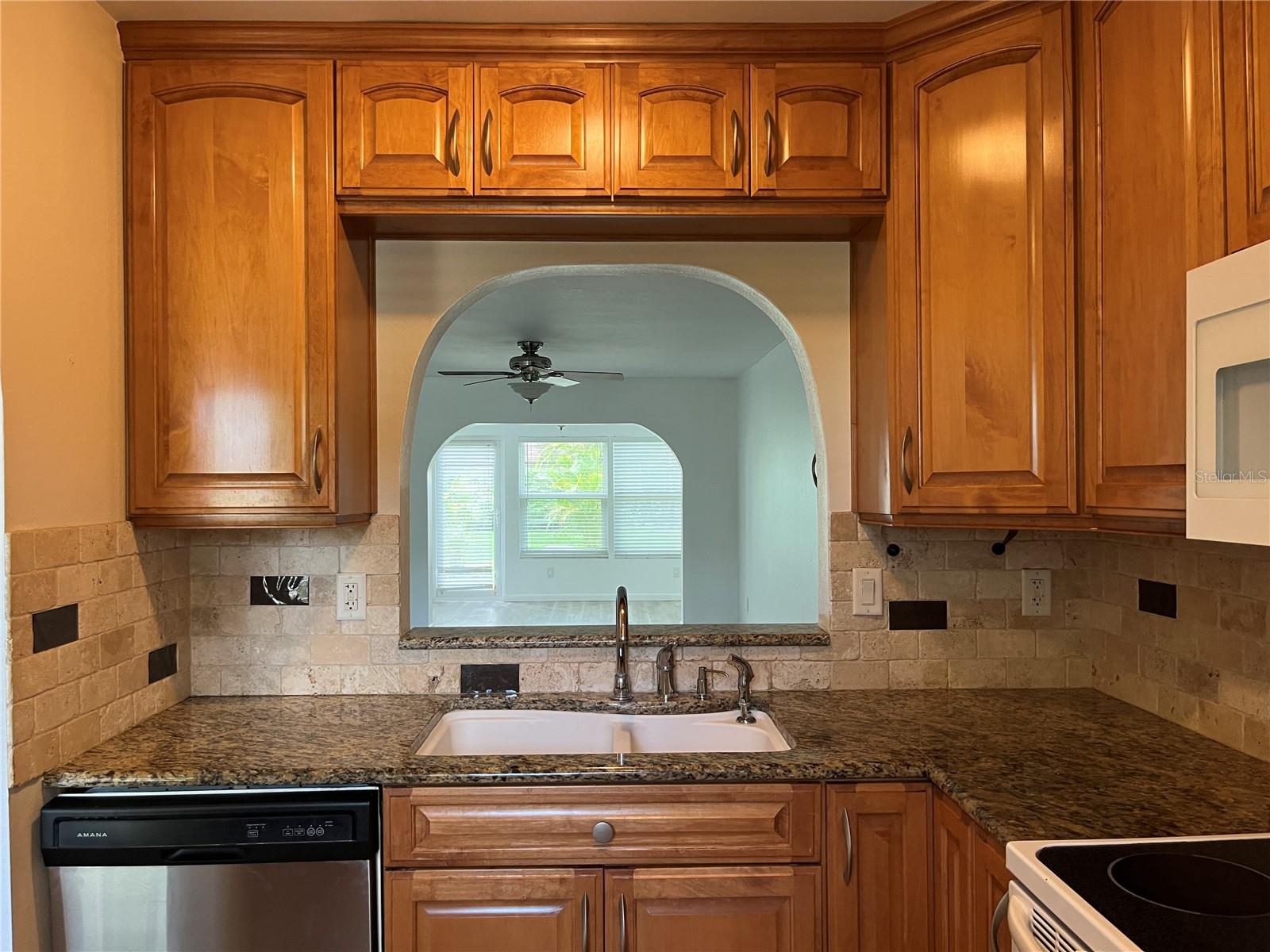 MISSION GROVE CONDO - Residential Lease