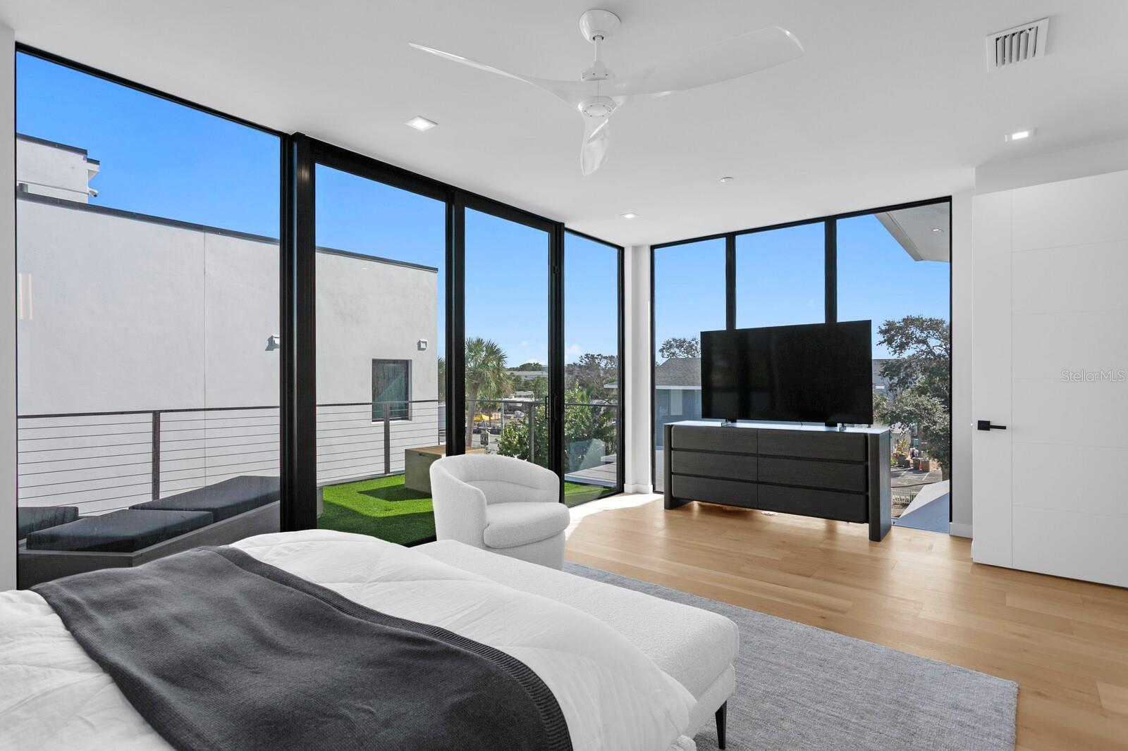 INDIAN ROCKS BEACH - Residential