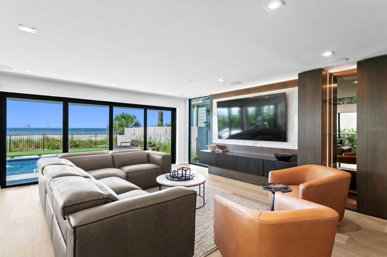 INDIAN ROCKS BEACH - Residential