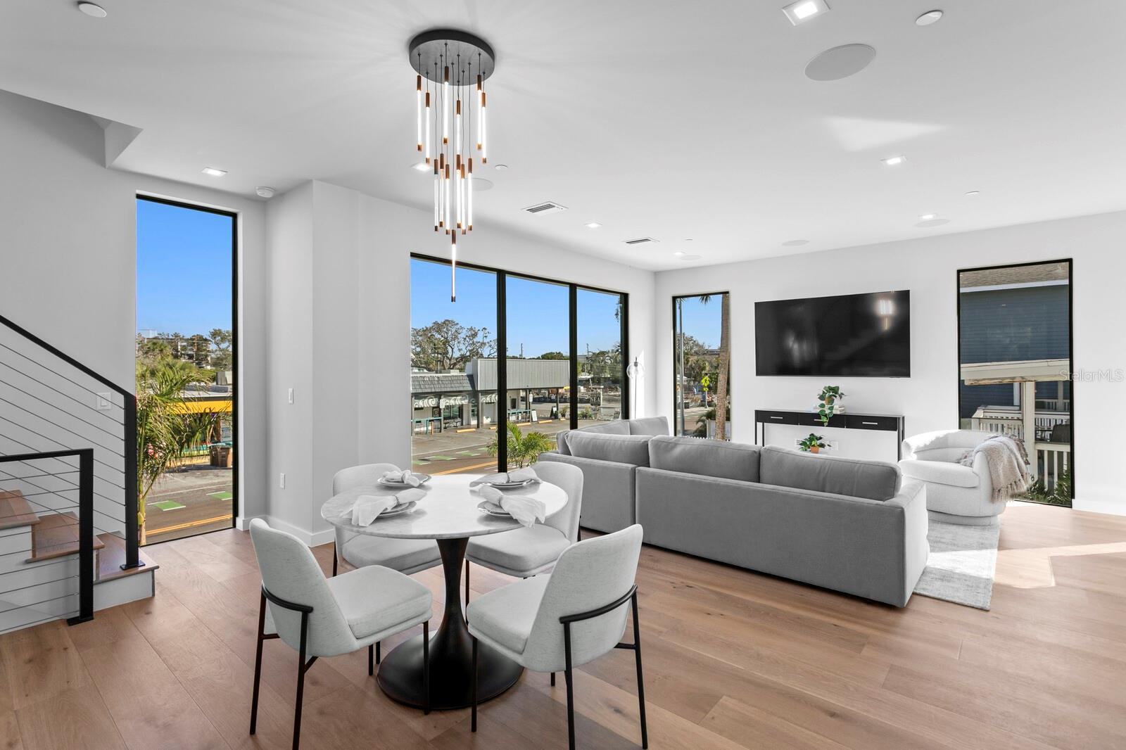 INDIAN ROCKS BEACH - Residential